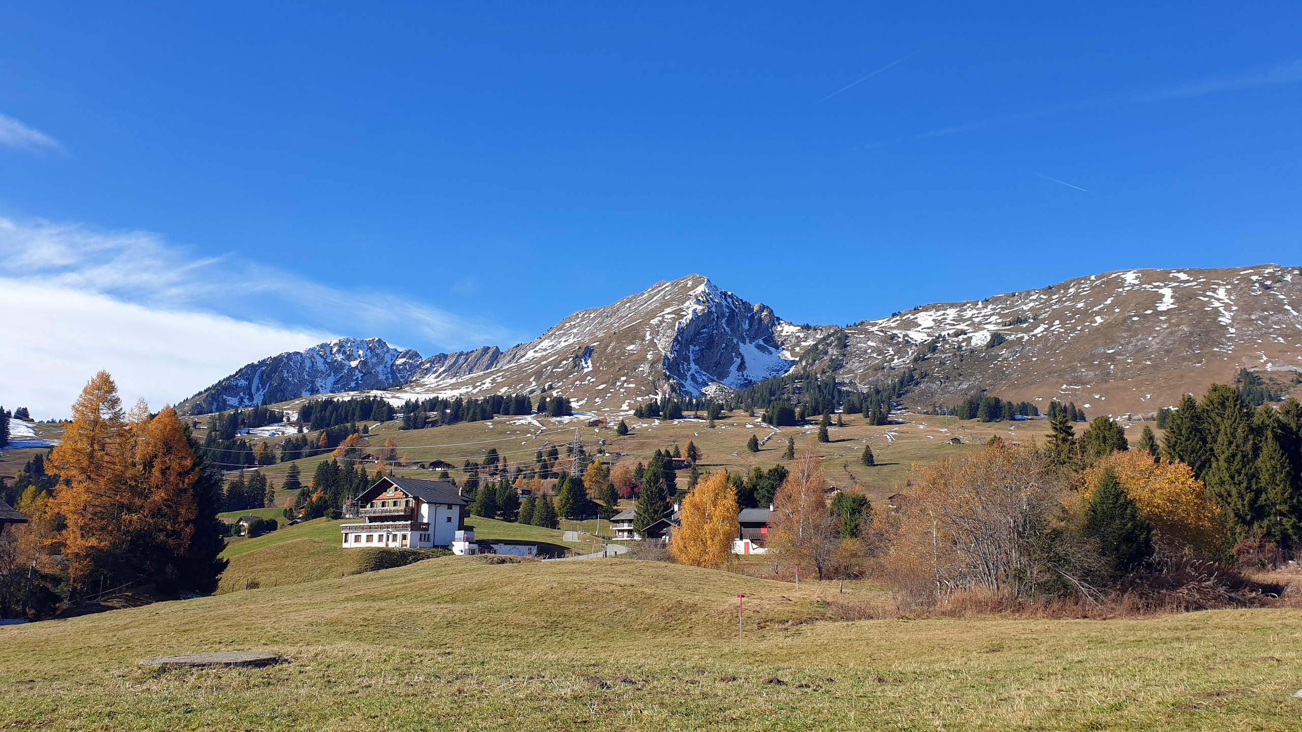 Berglandschaft mit Almhäusern