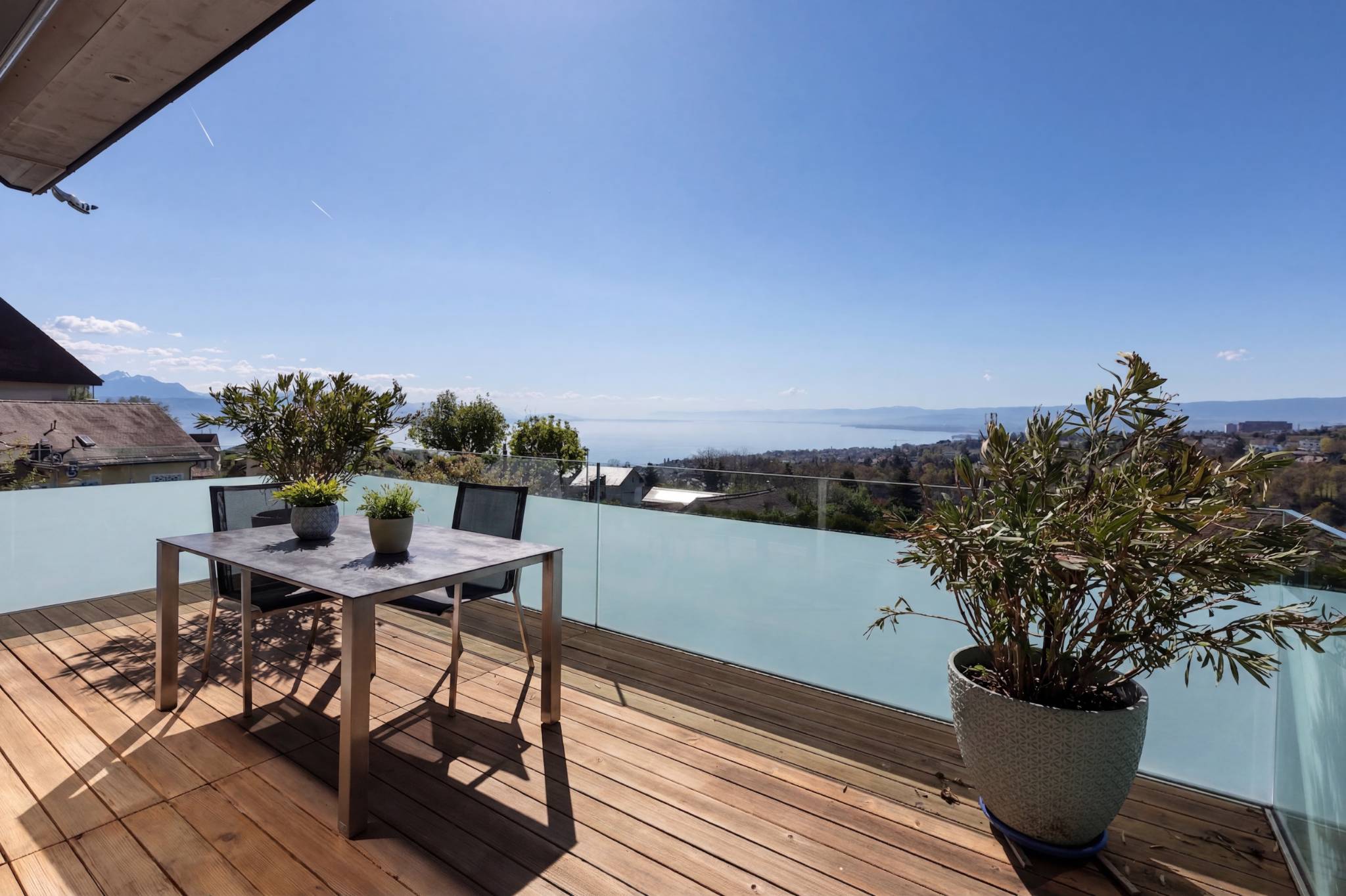 Terrasse mit Seeblick