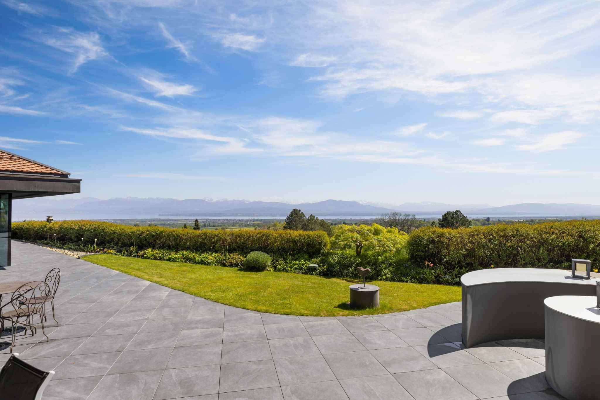Terrasse mit Panoramablick