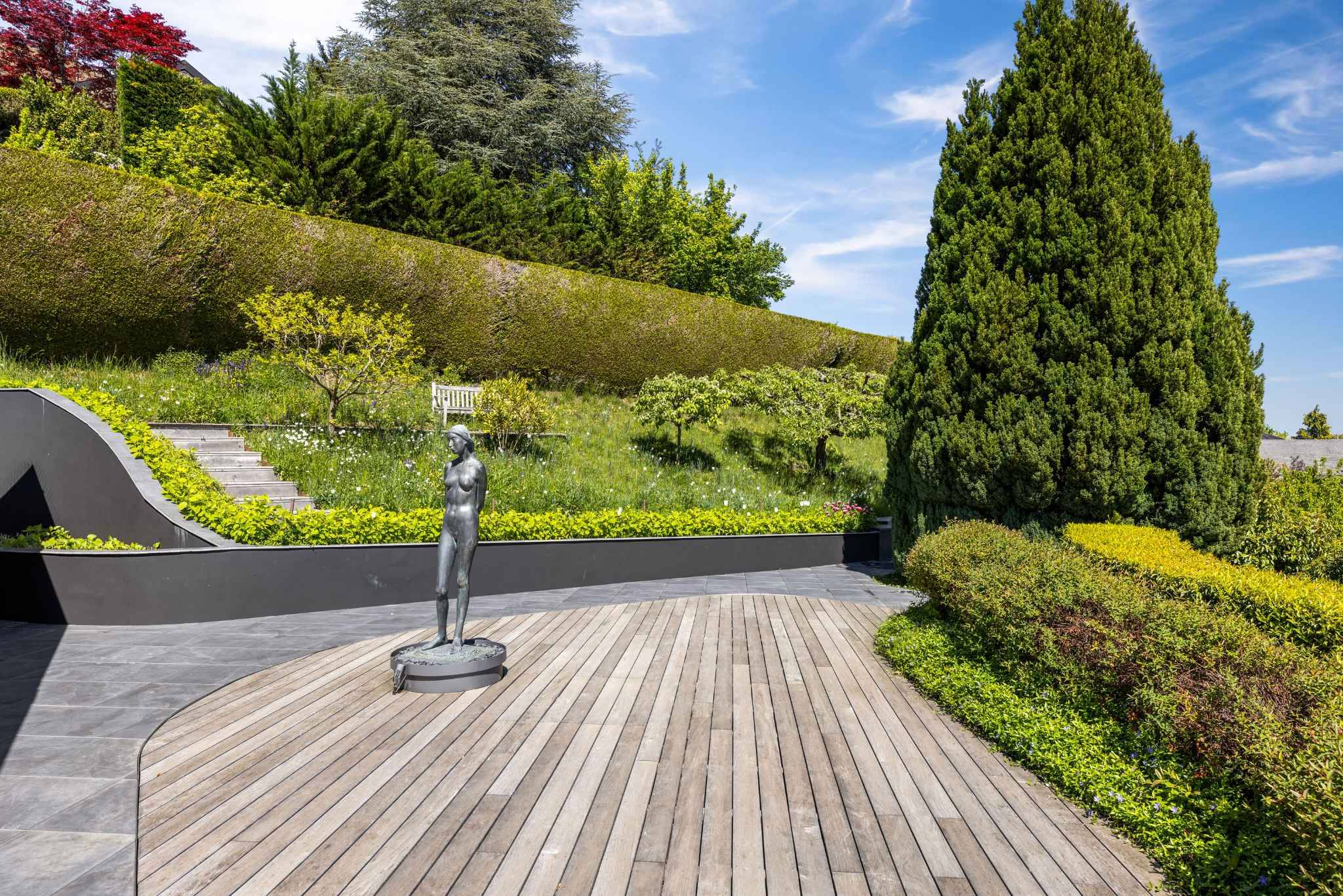 Luxuriöse Garten- und Terrassenanlage