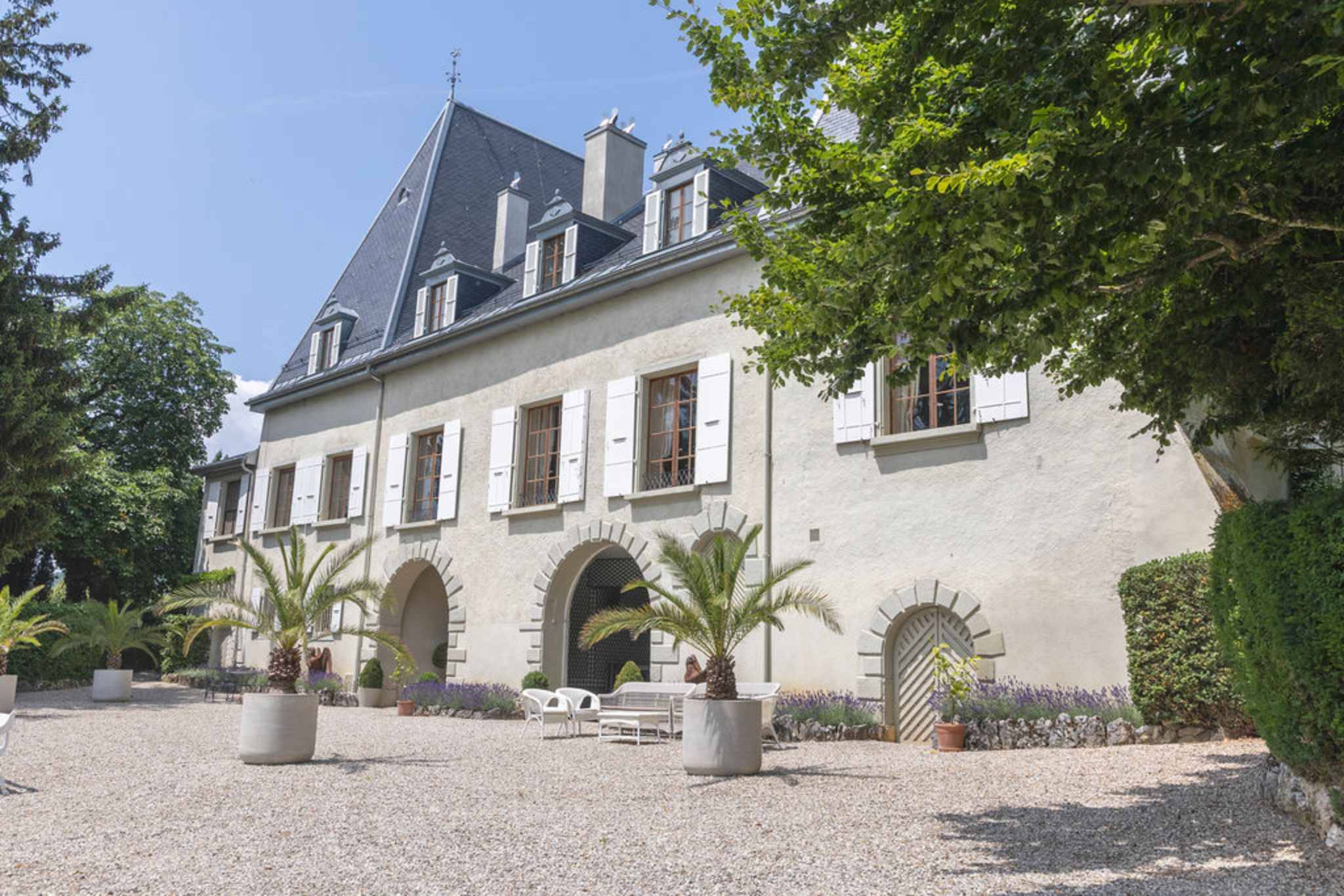 Historische Villa mit Hofgarten