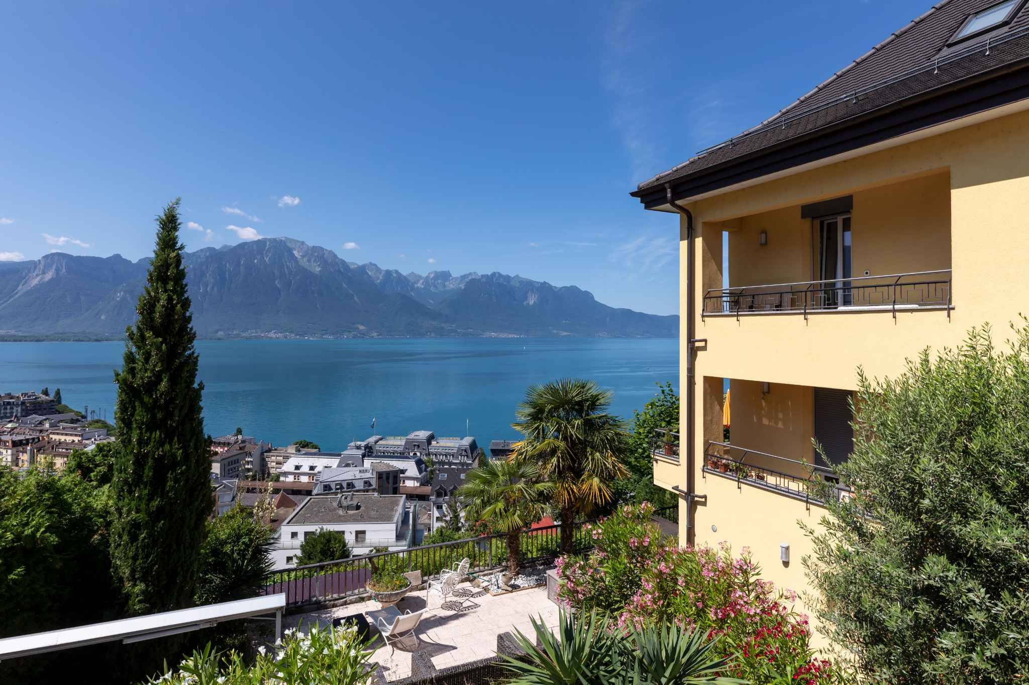 Exklusiv - Charmante 2,5-Zimmerwohnung mit Panoramablick – Montreux