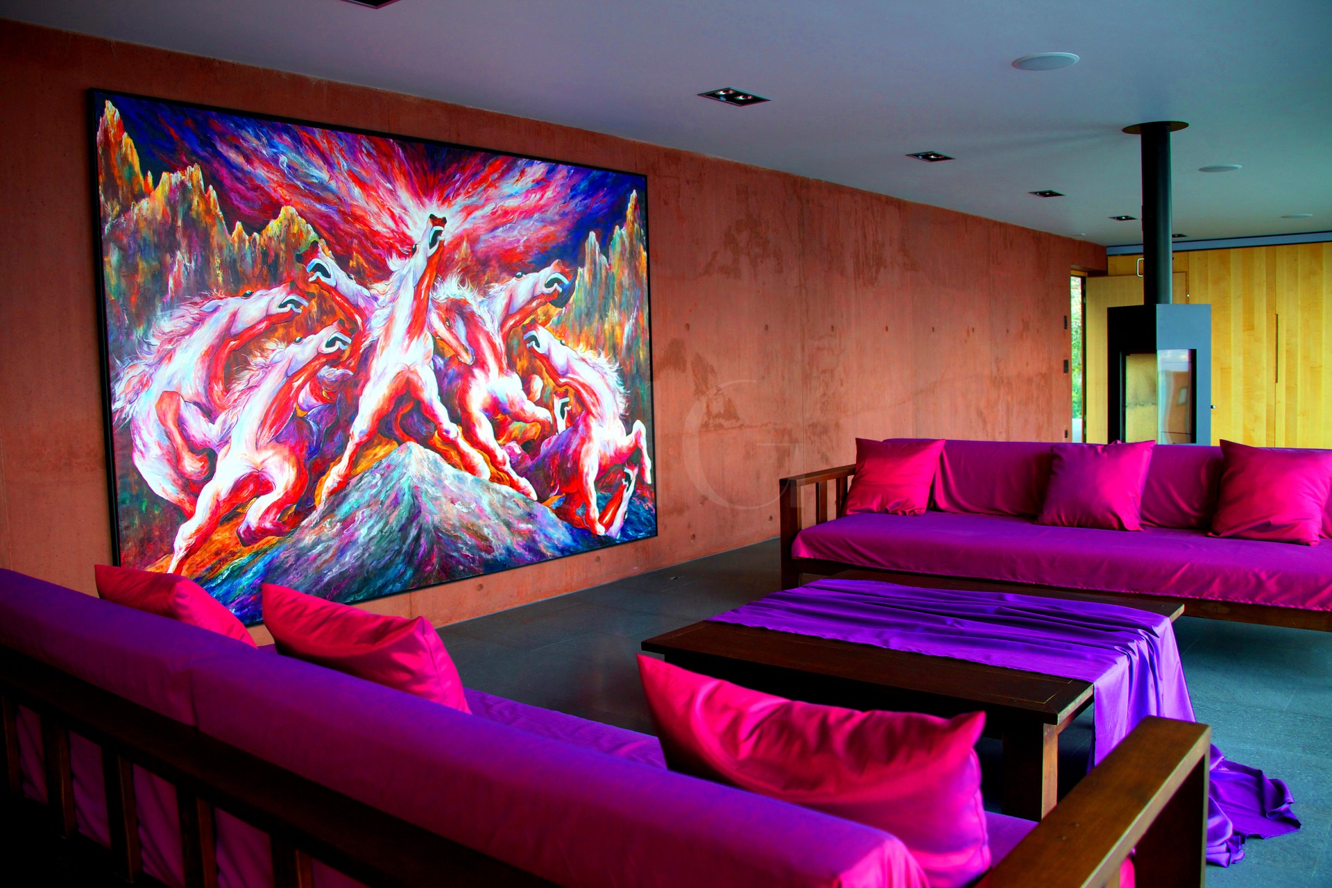 Modernes Lounge-/Wohnzimmer mit Kunstwand