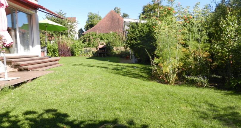Garten mit Terrasse