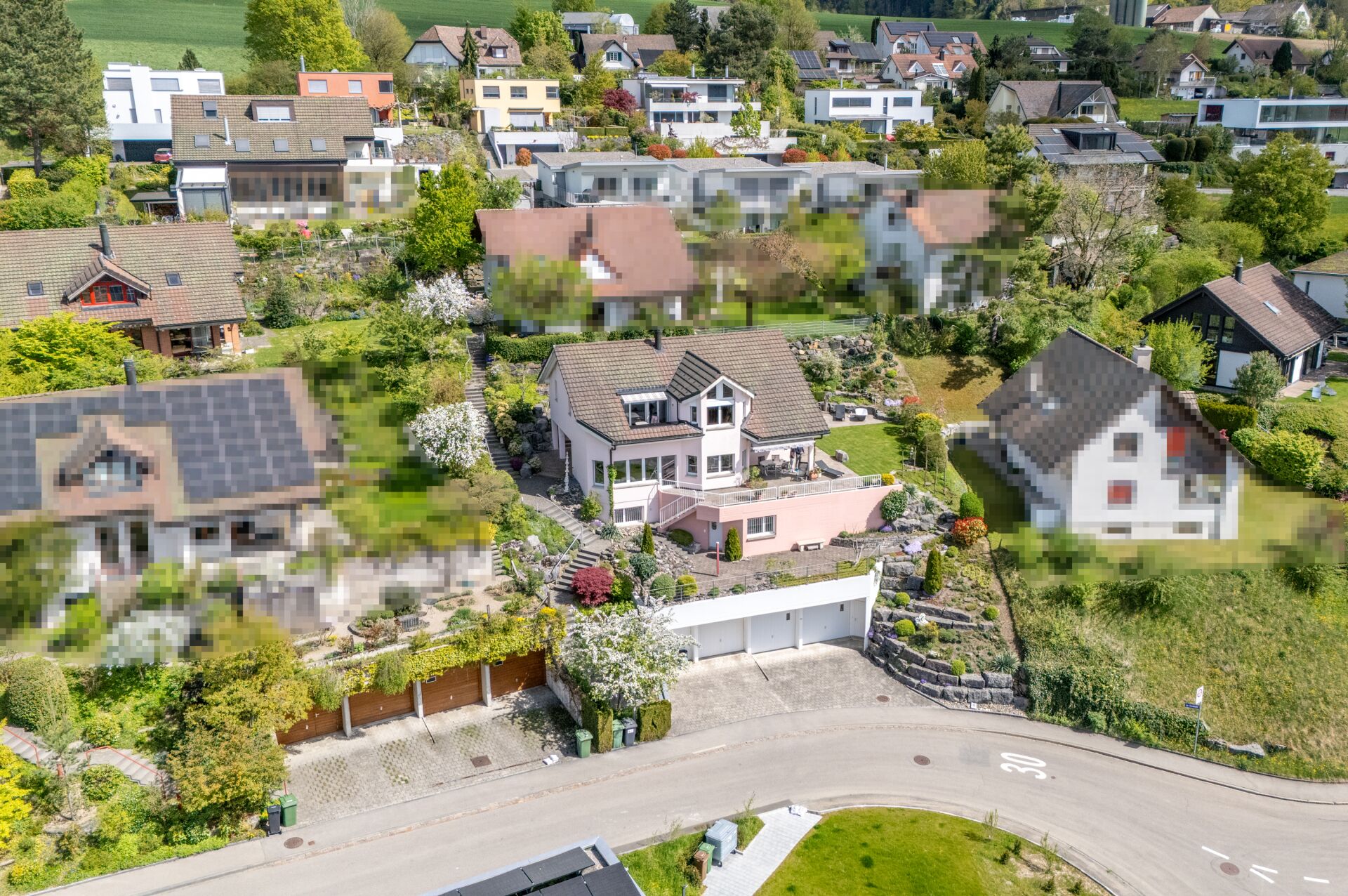 Traumhafte Weitsicht trifft Wohnqualität - vielseitiges Einfamilienhaus an erhöhter Lage – Winterthur