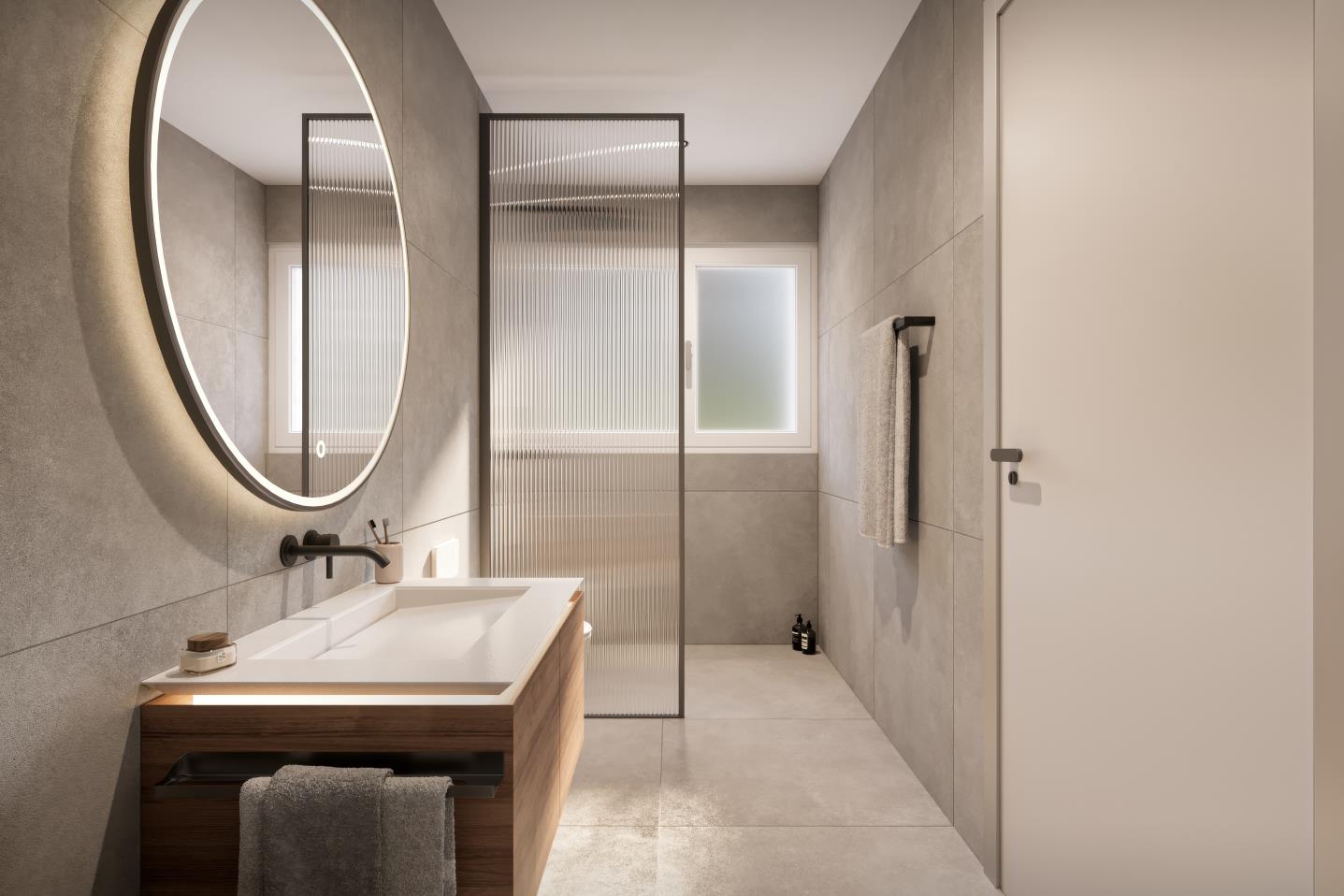 Modernes Badezimmer mit Walk-in-Dusche