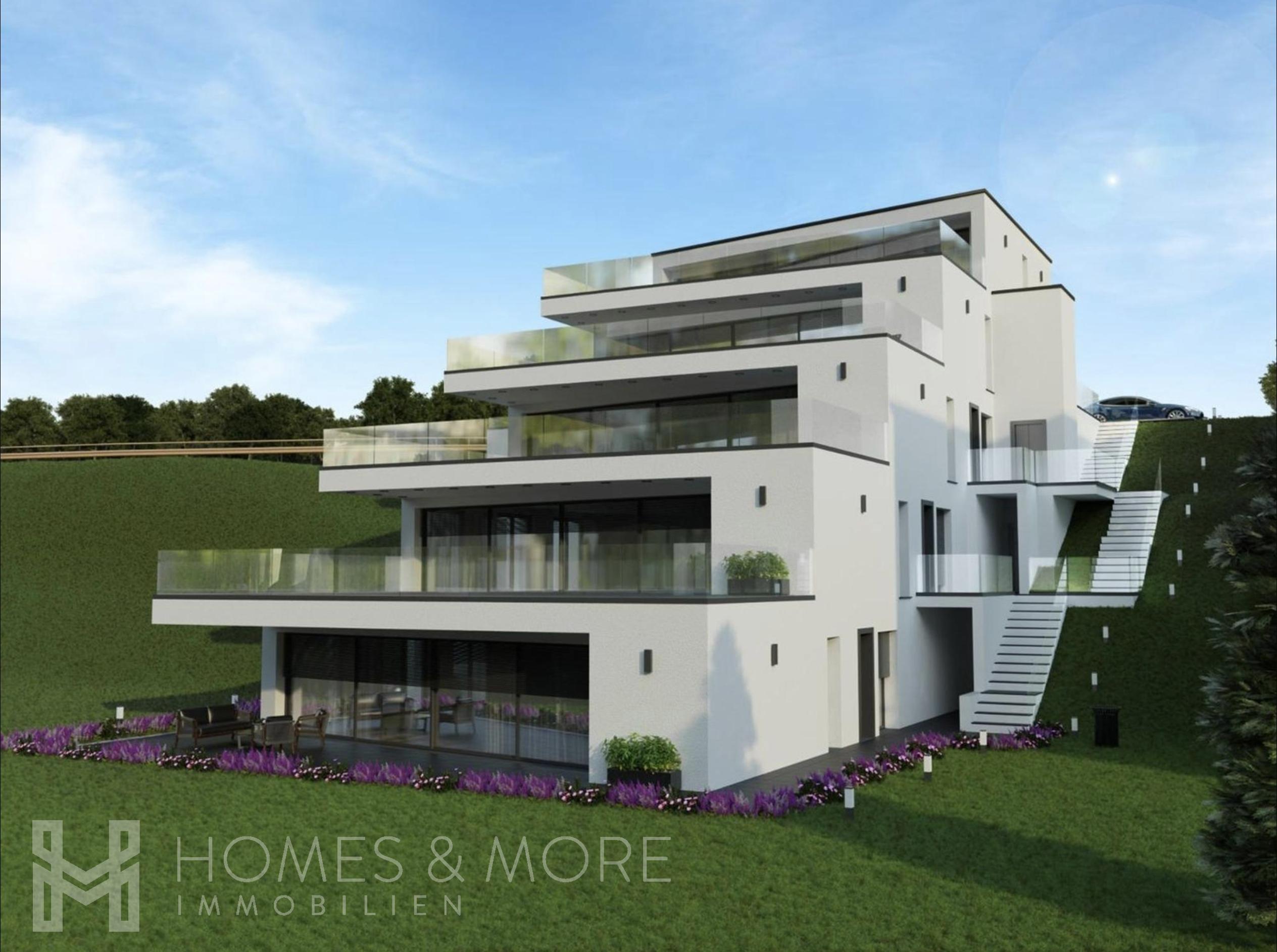 Moderne Luxusvilla mit Terrassen