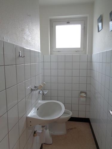 Kleines WC mit Fenster