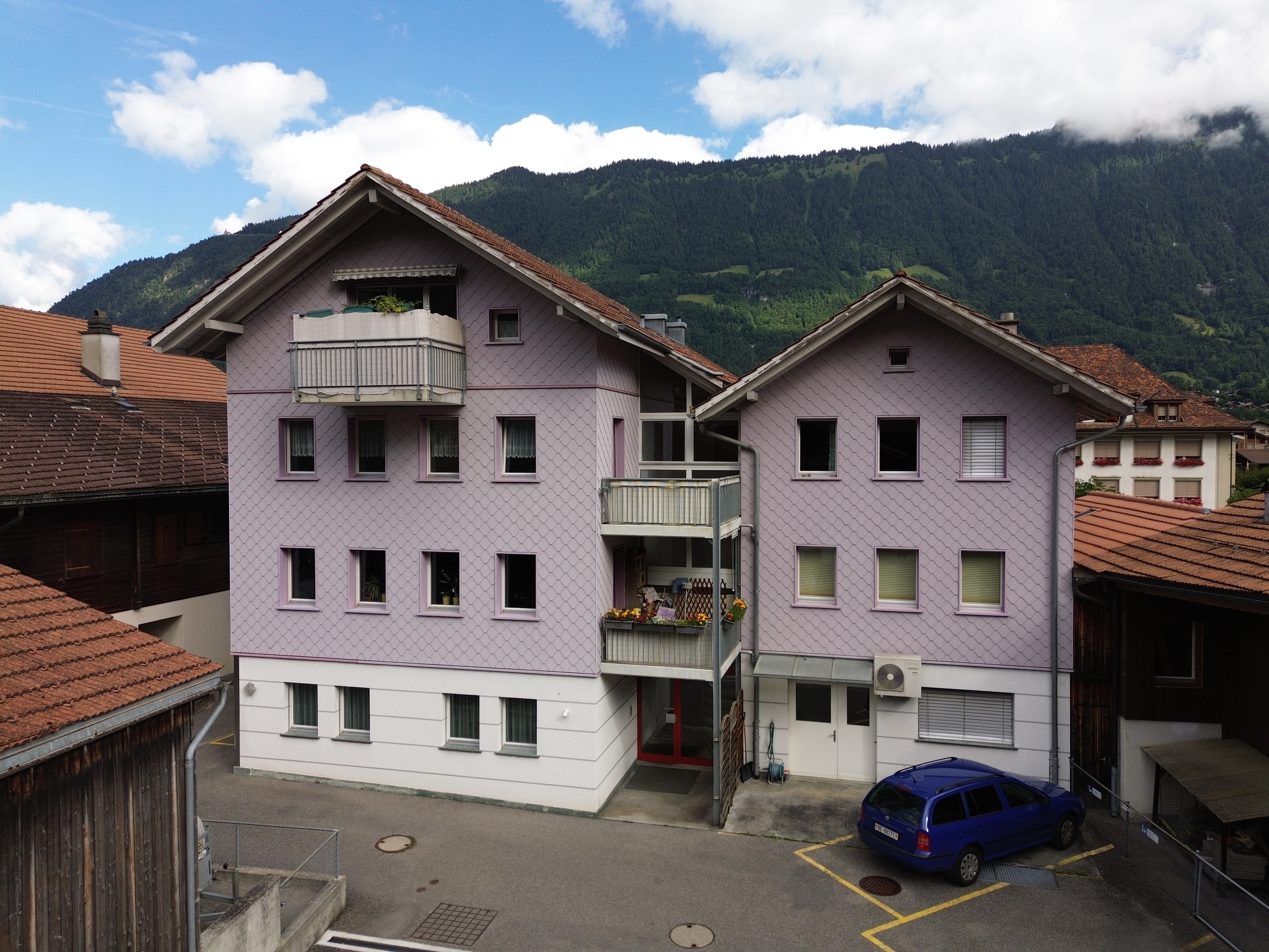 Wohnhaus mit Alpenblick