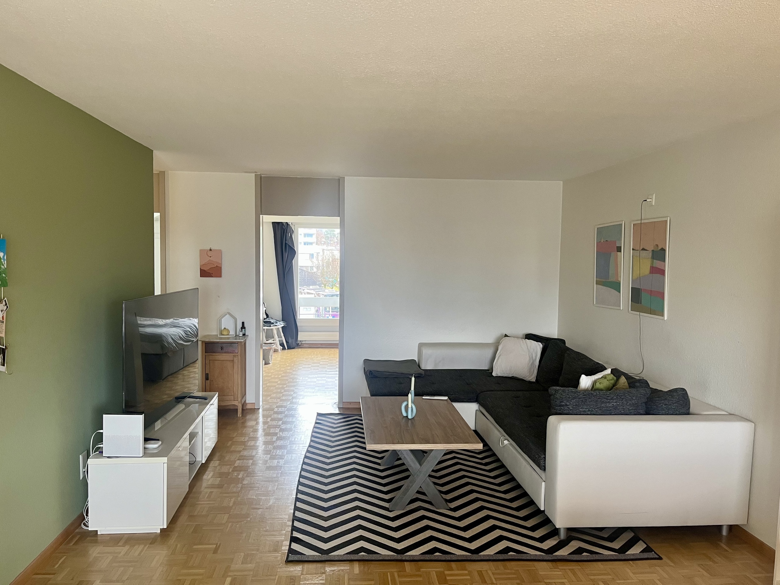 Wohnzimmer mit Ecksofa