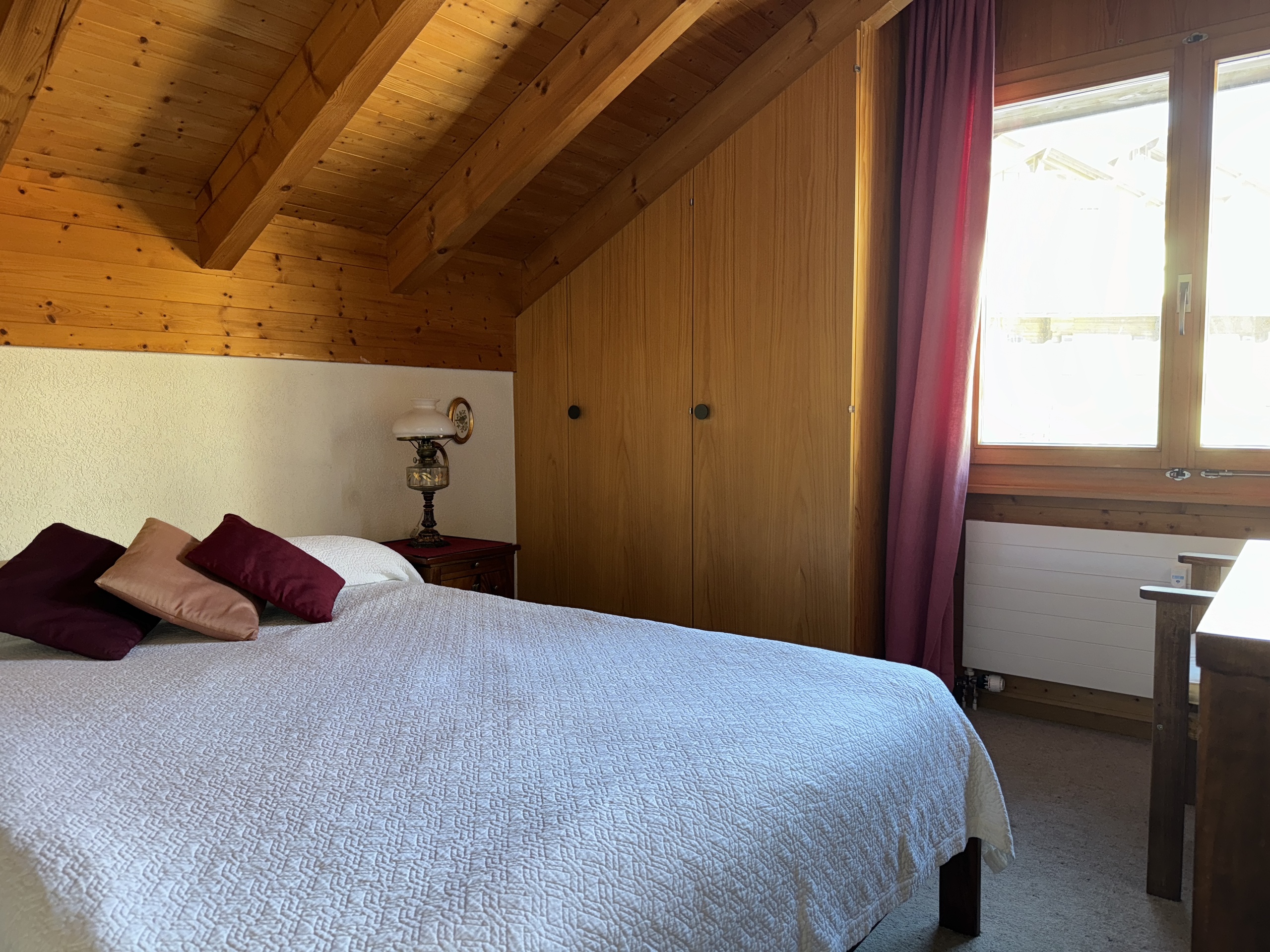 Gemütliches Schlafzimmer im Dachgeschoss