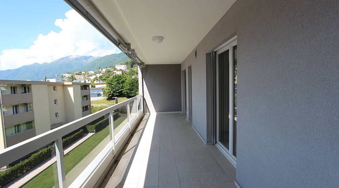 Balkon mit Bergblick
