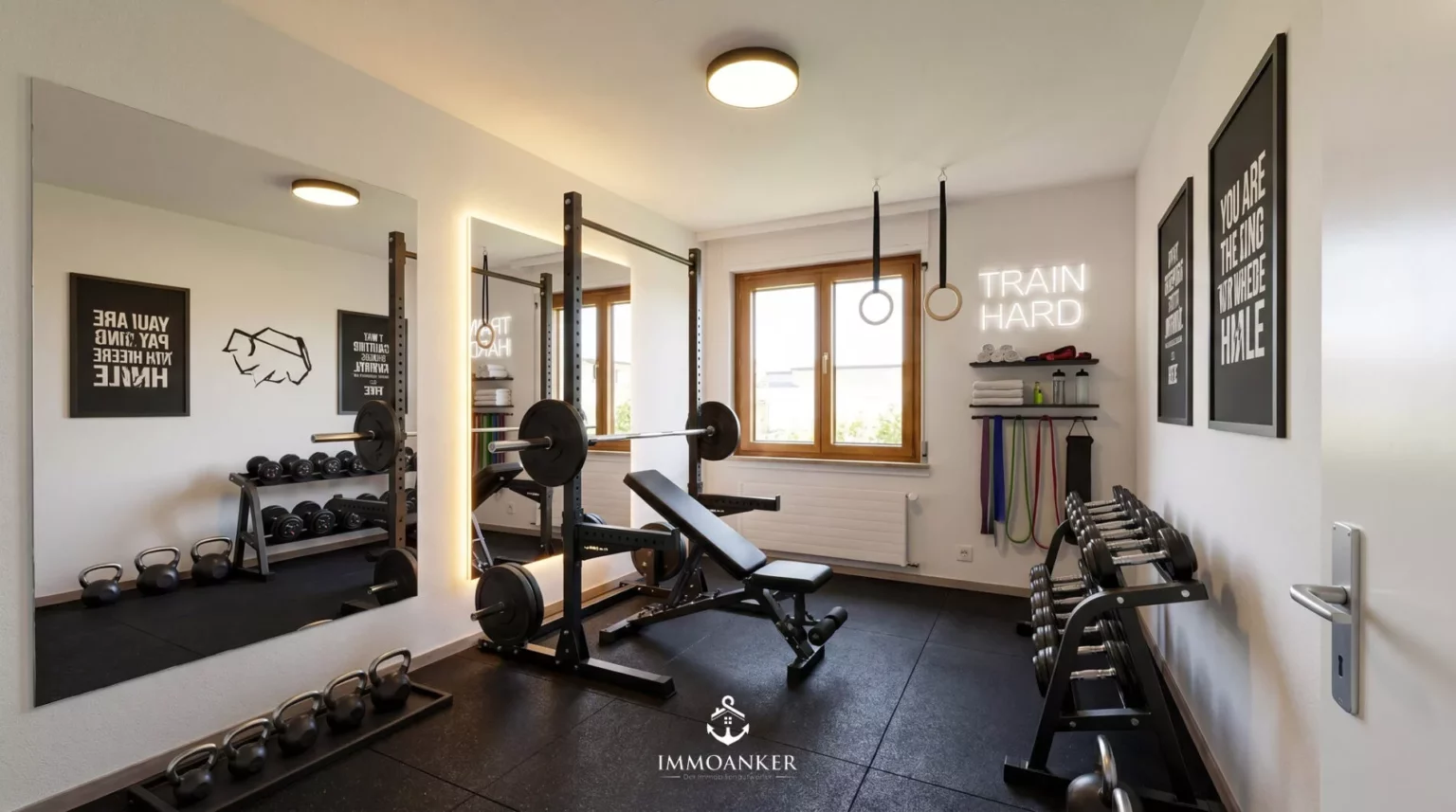 Home-Gym mit Kraftstation