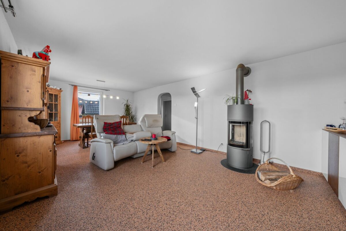 Wohnzimmer mit Kaminofen