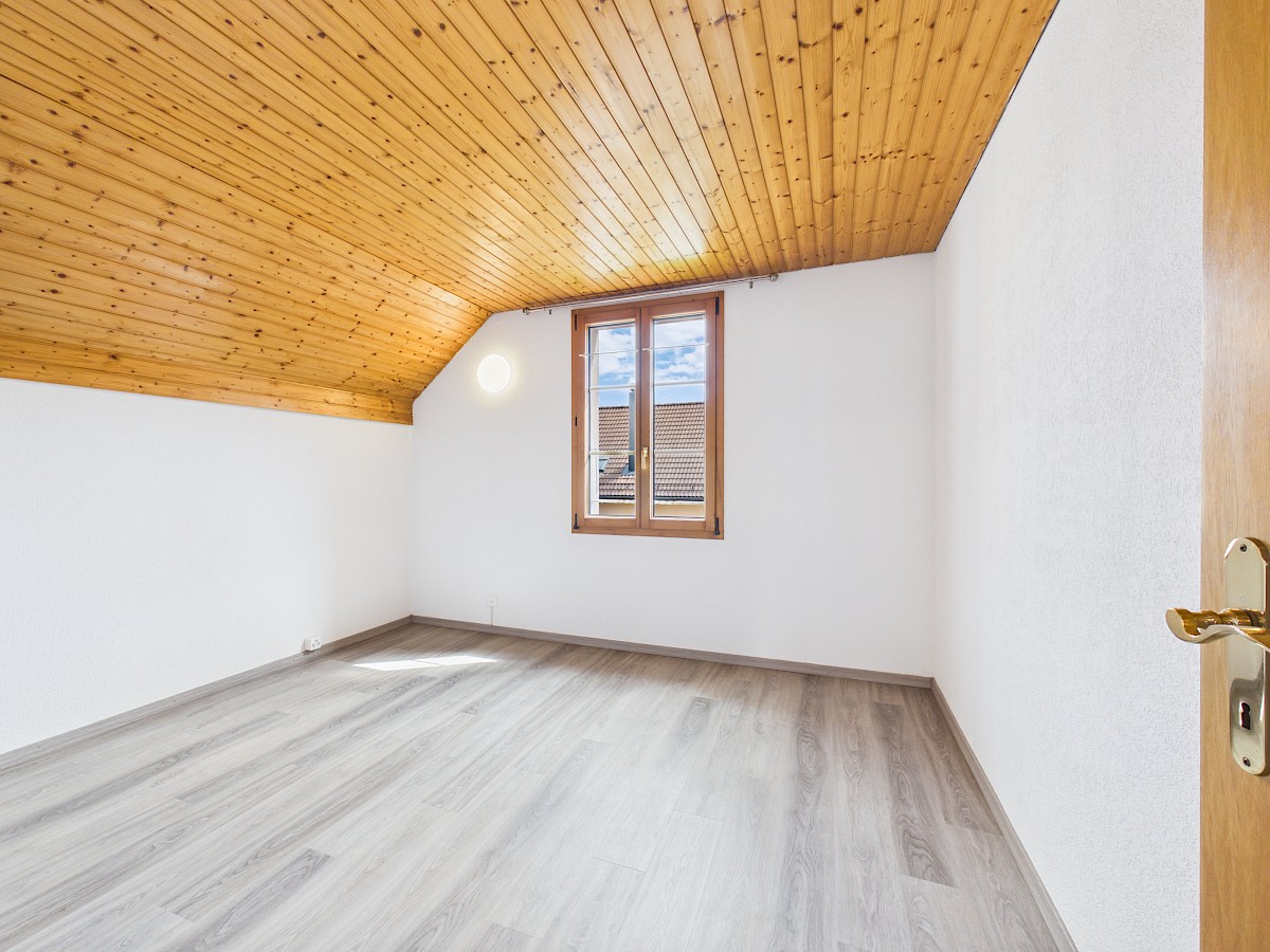 Ausgebauter Dachraum mit Holzdecke