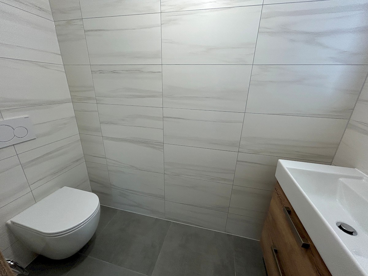 Modernes Gäste-WC