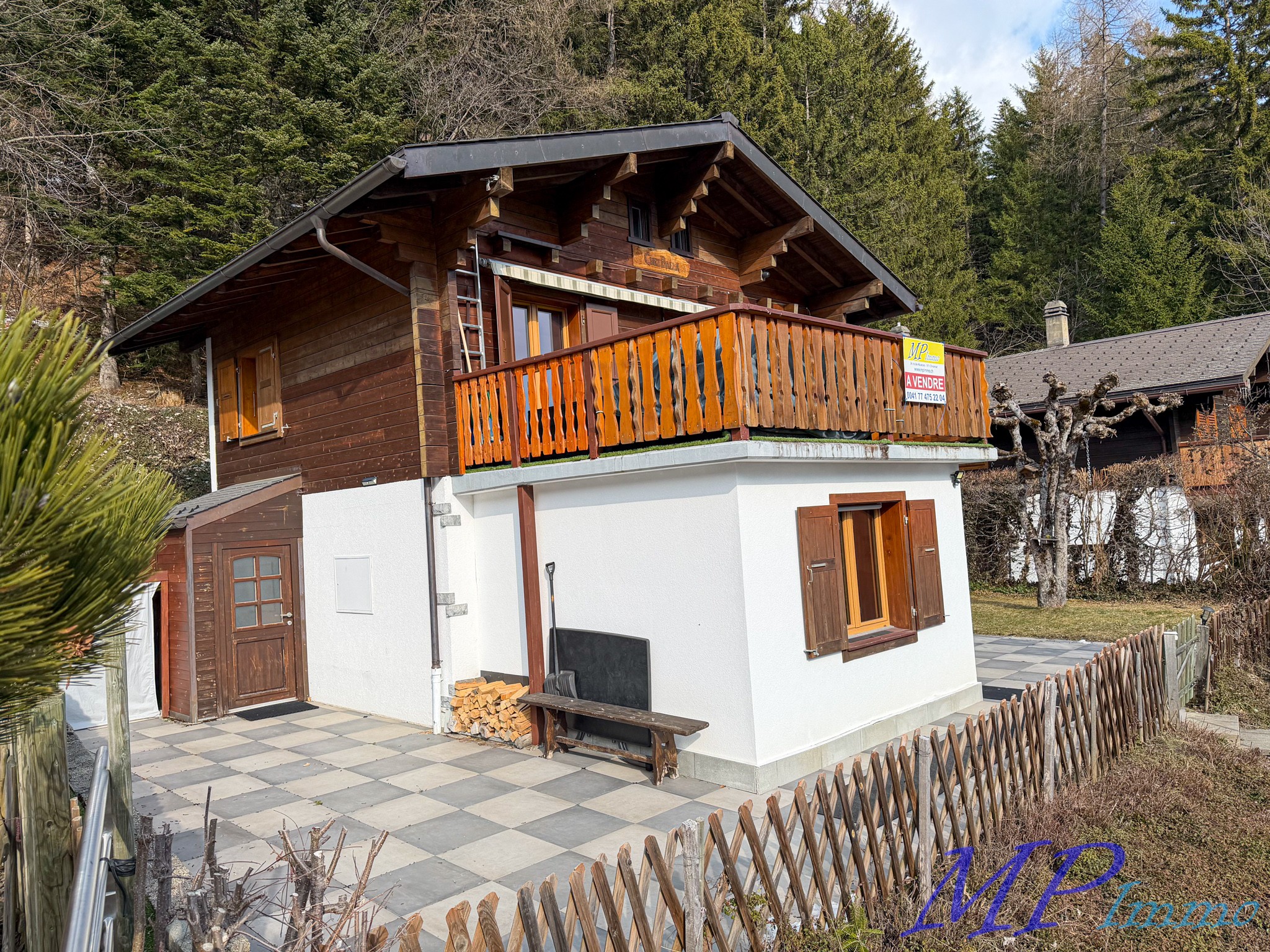 Alpen-Chalet mit Balkon und Garten