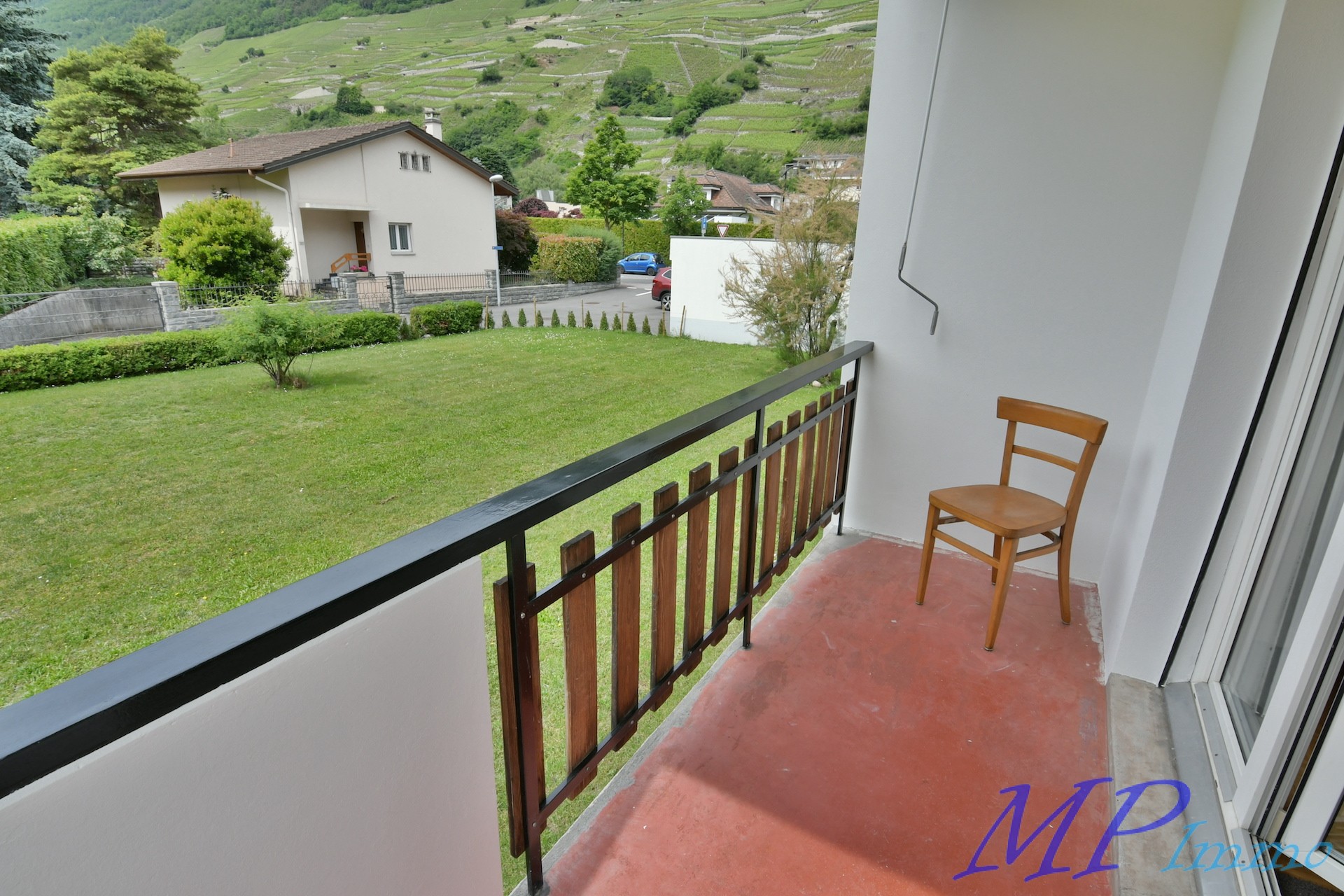 Balkon mit Bergblick