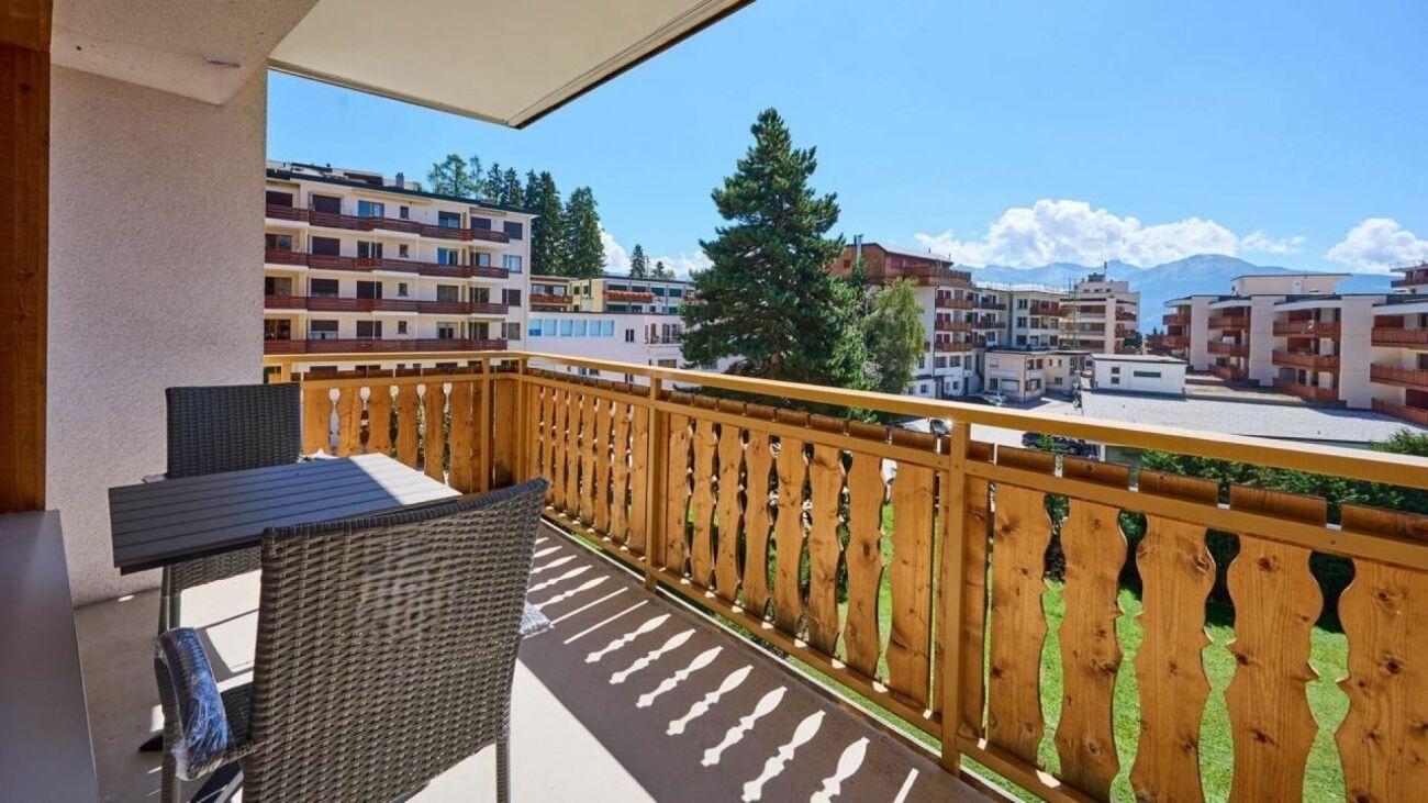 Balkon mit Bergblick