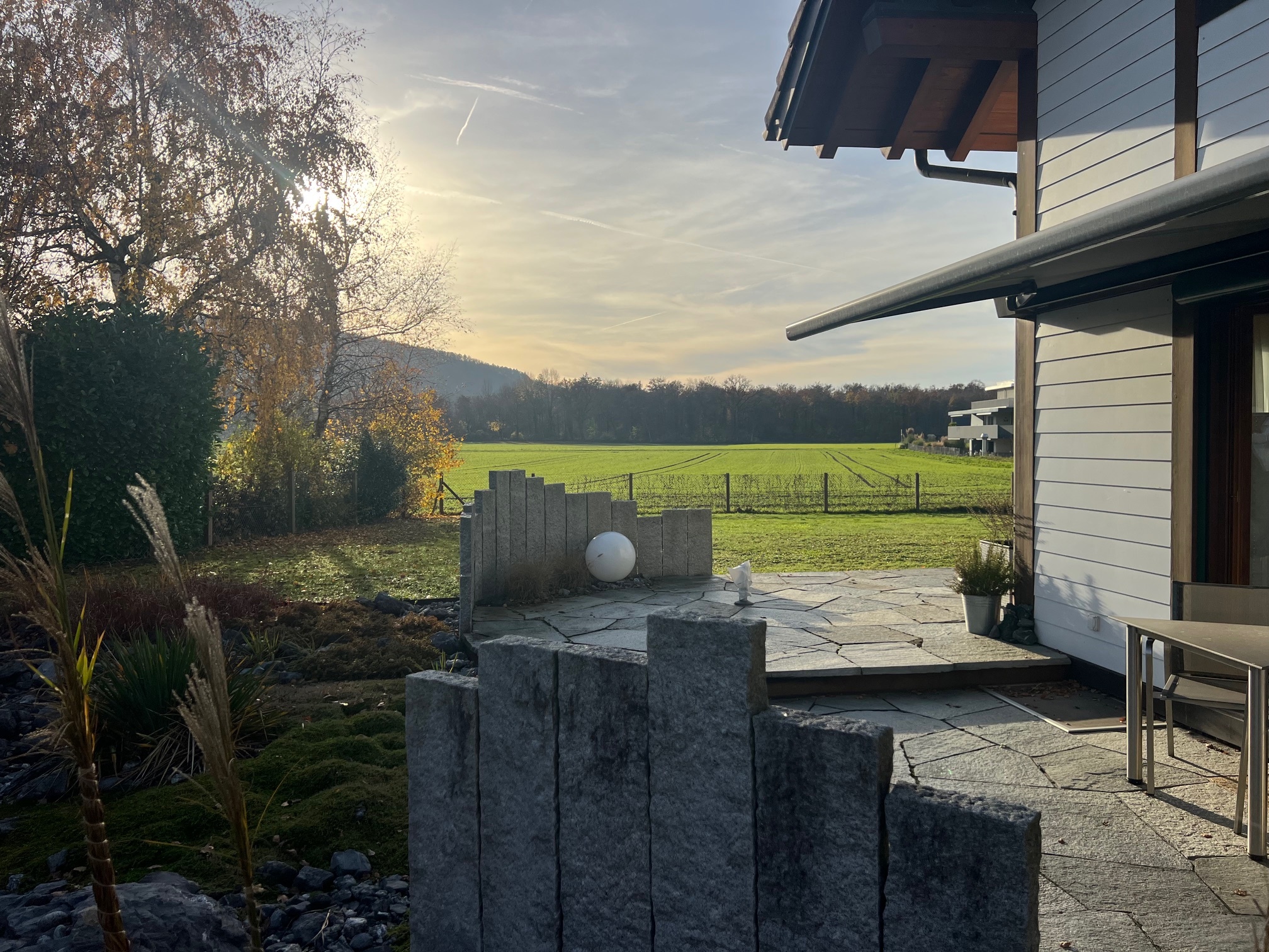 Terrasse mit Blick ins Grüne