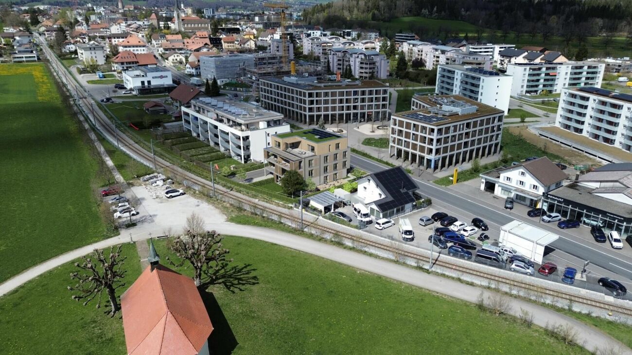 Luftaufnahme eines städtischen Wohnquartiers