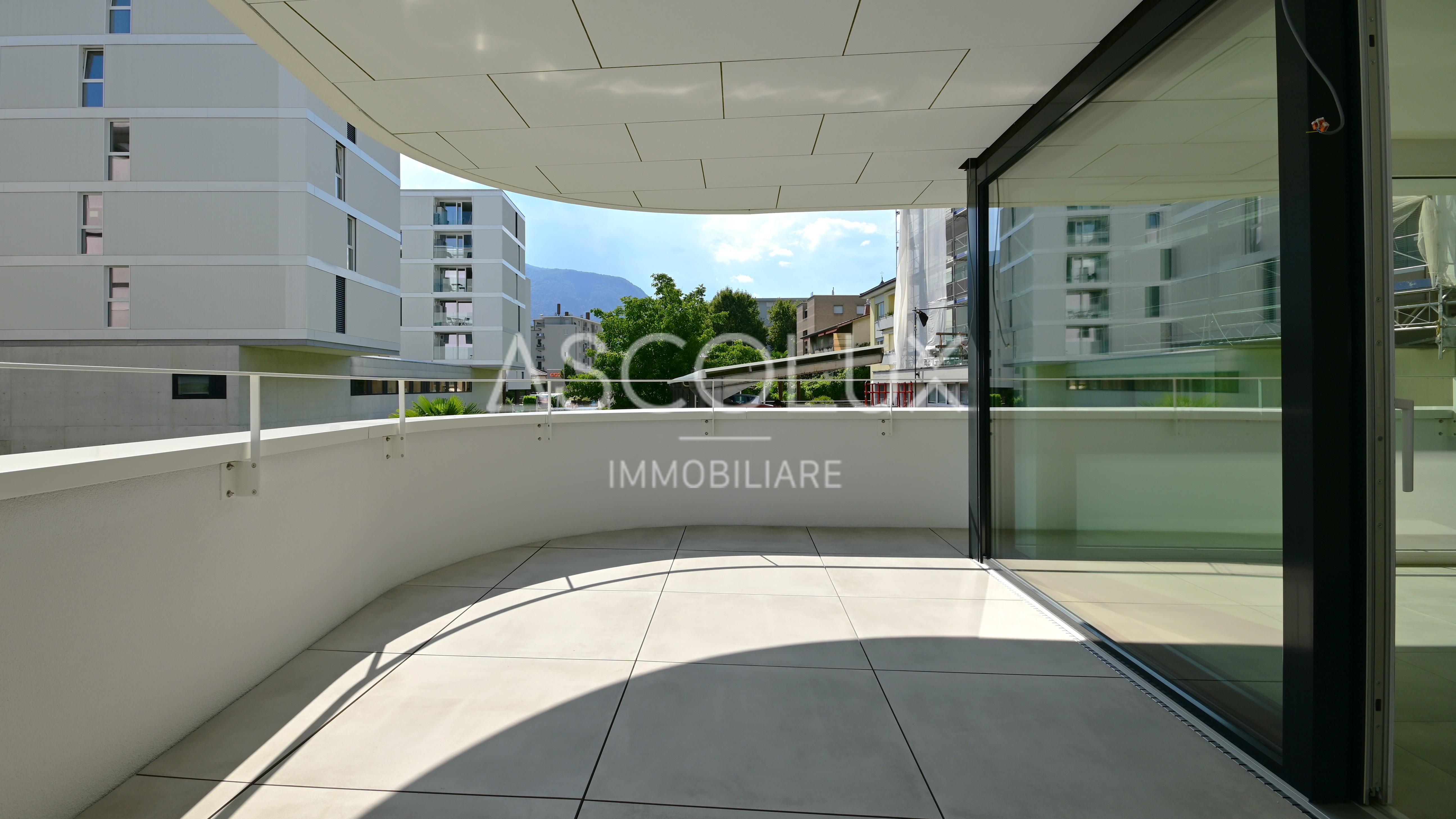 Balkon mit weitem Ausblick