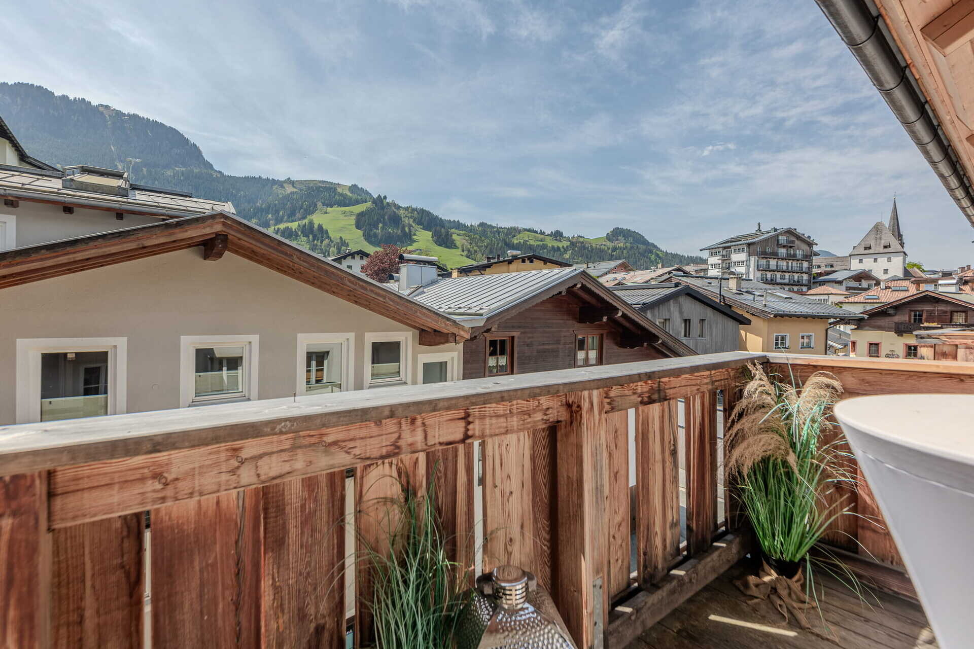 Balkon mit Bergblick