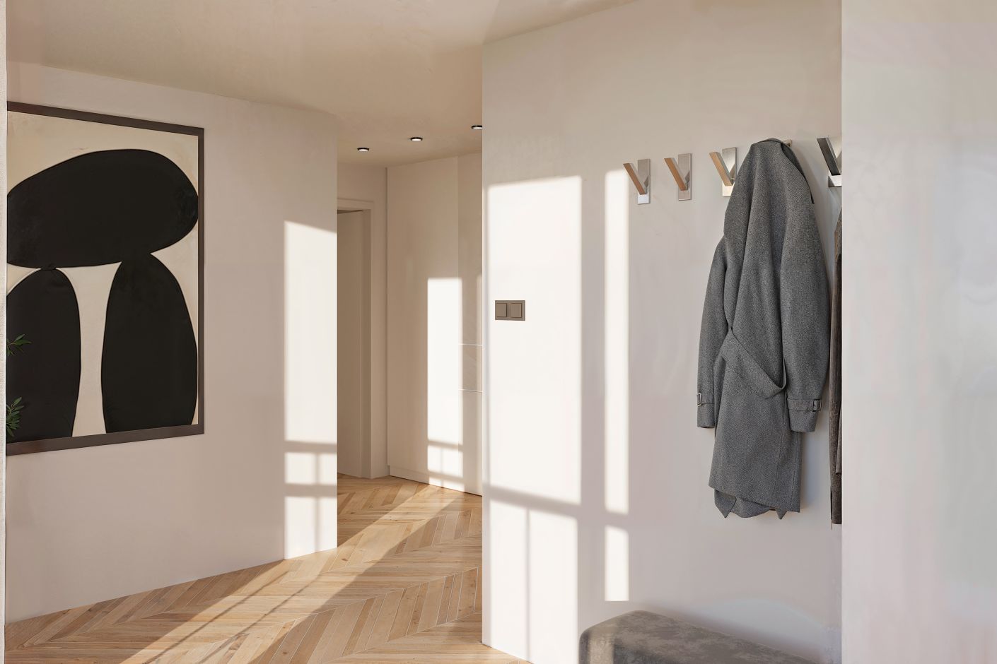 Heller Eingangsbereich mit Garderobe