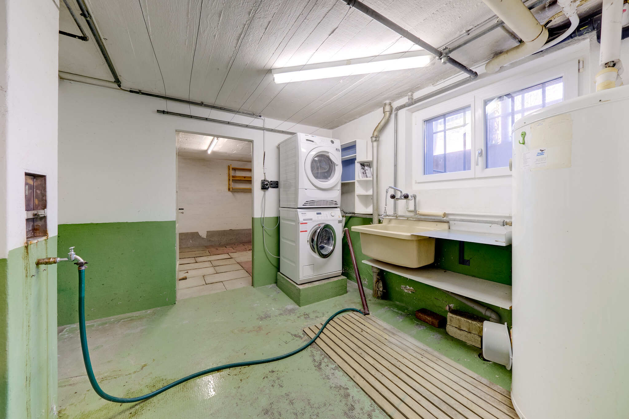 Wasch- und Technikraum im Keller