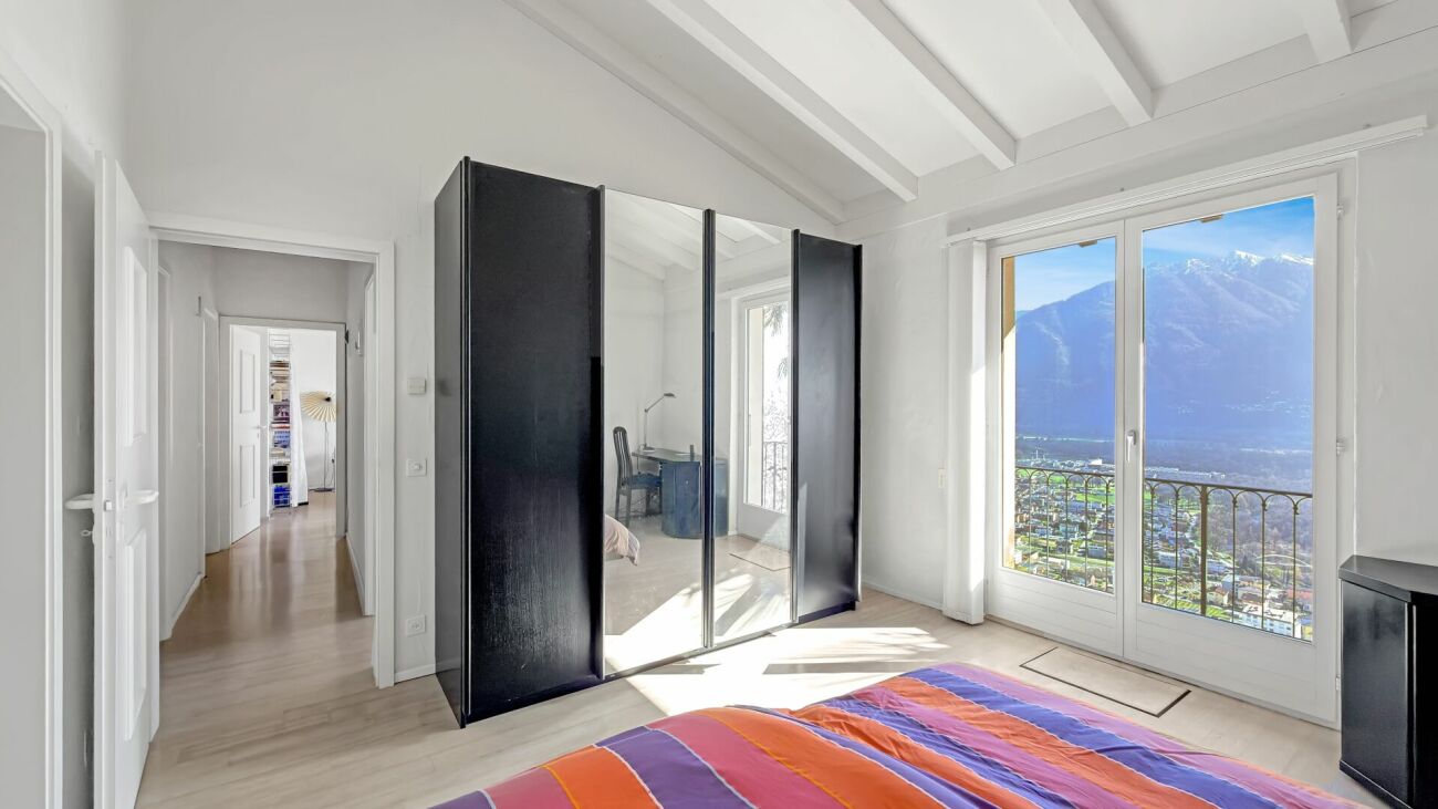 Schlafzimmer mit Bergblick