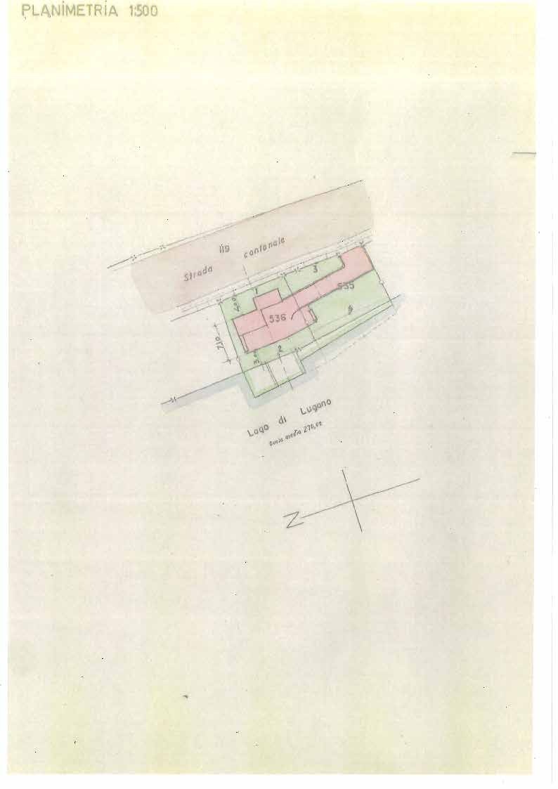 Grundriss mit Grundstücks- und Gebäudeanordnung