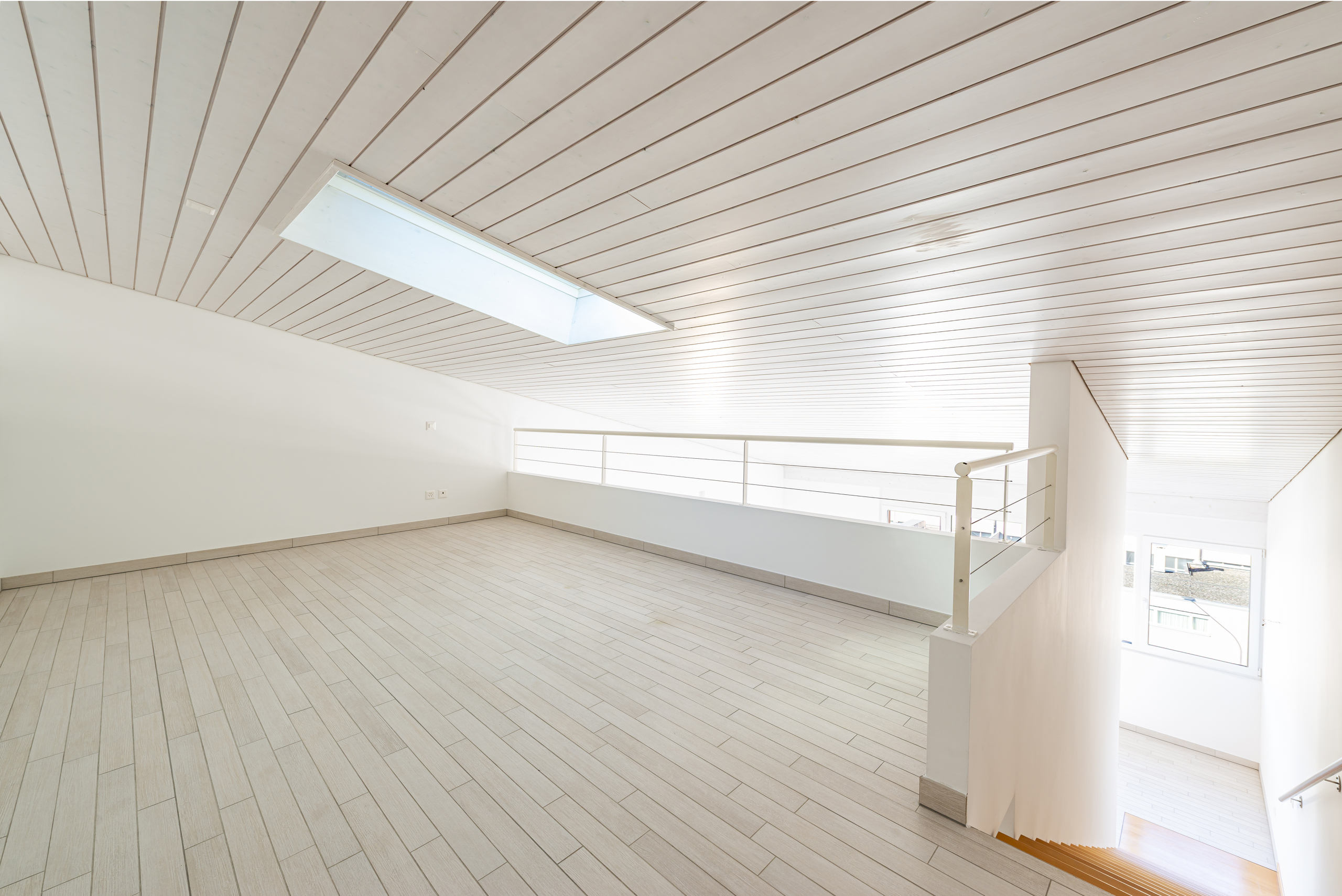 Offene Galerie mit Treppe