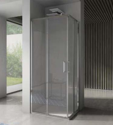 Begehbare Glasdusche in modernem Innenraum
