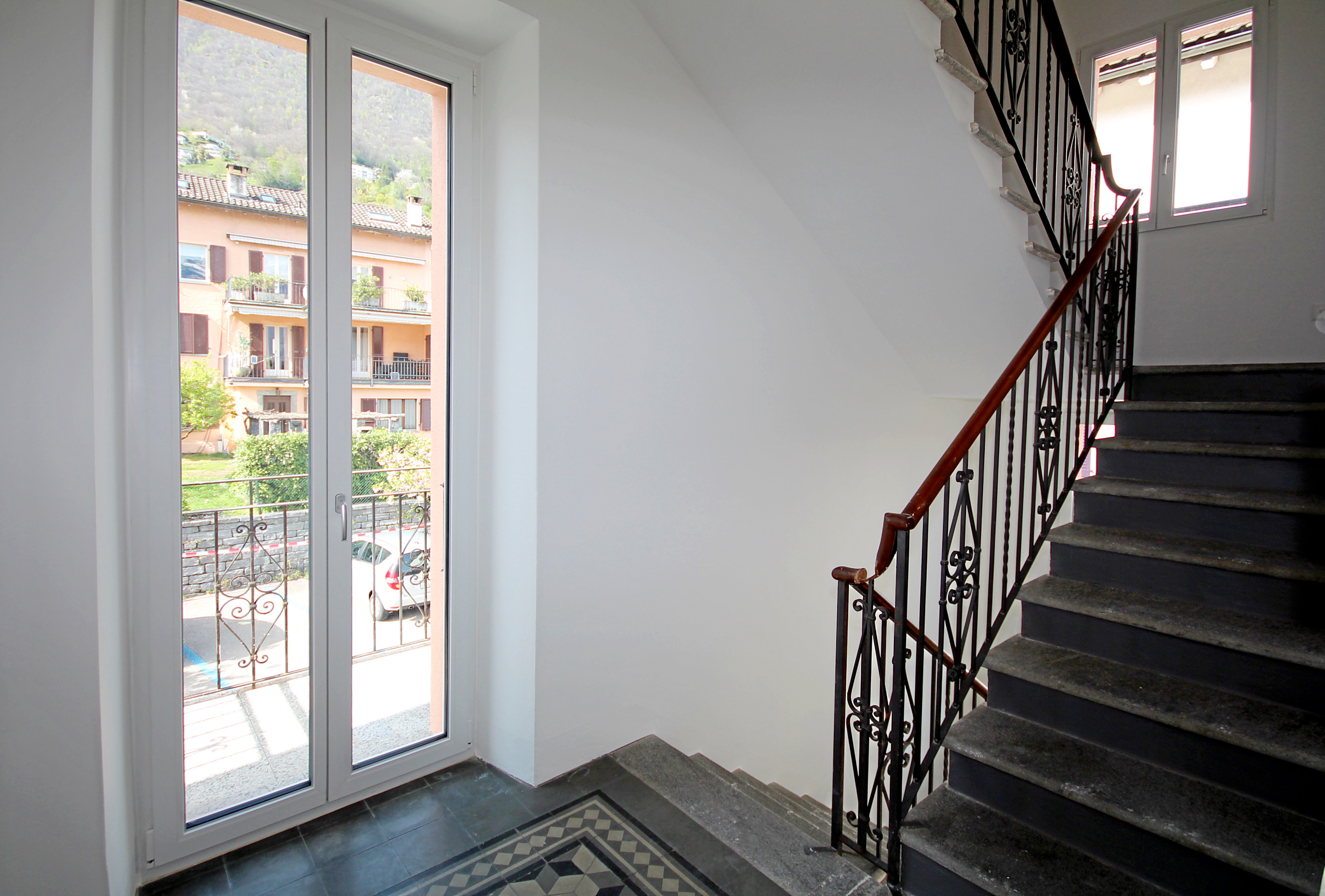 Treppenhaus mit Tageslicht