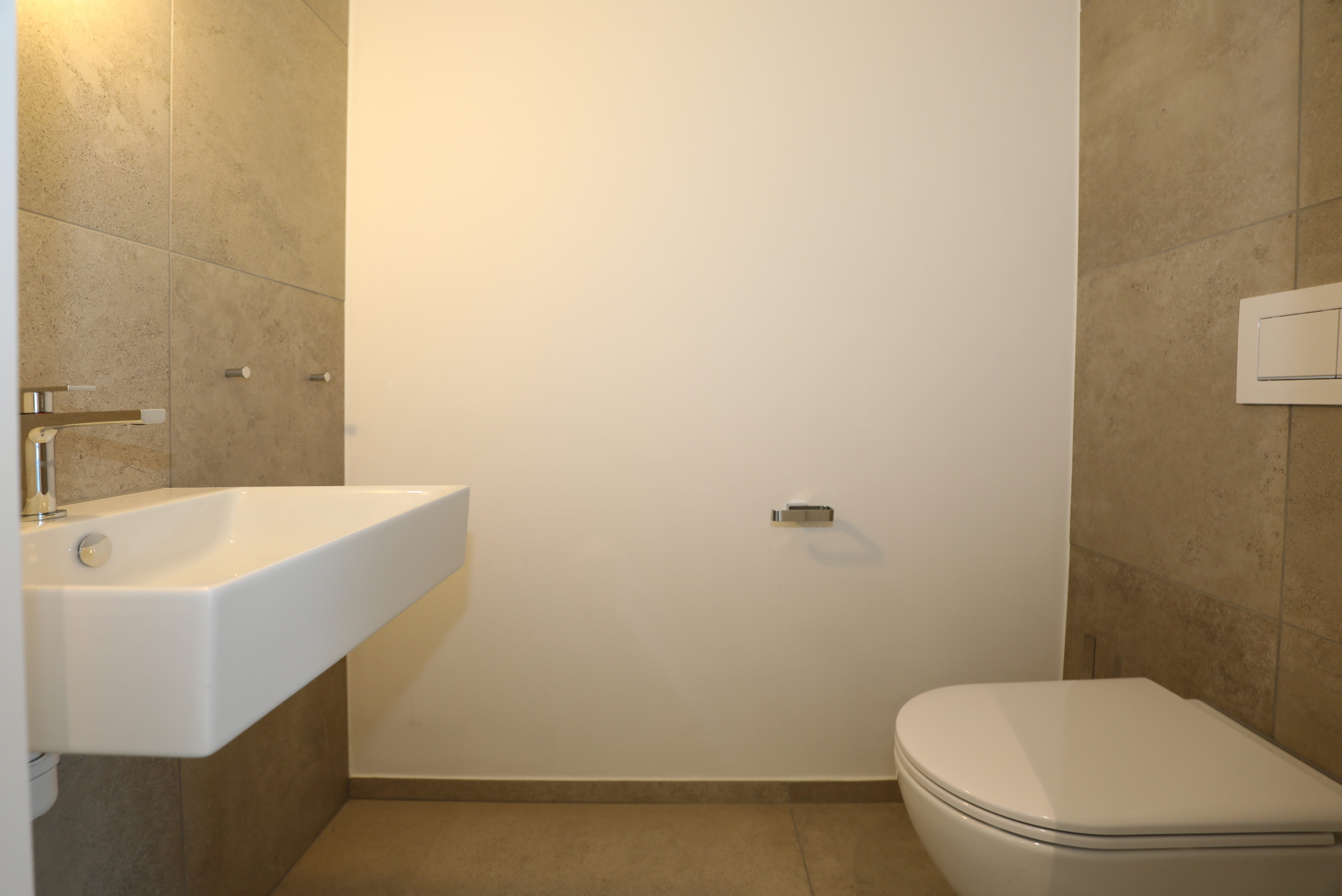 Modernes Gäste-WC