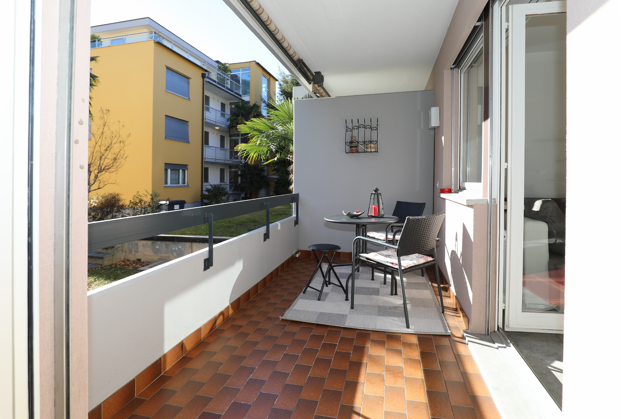 Balkon mit Sitzgruppe