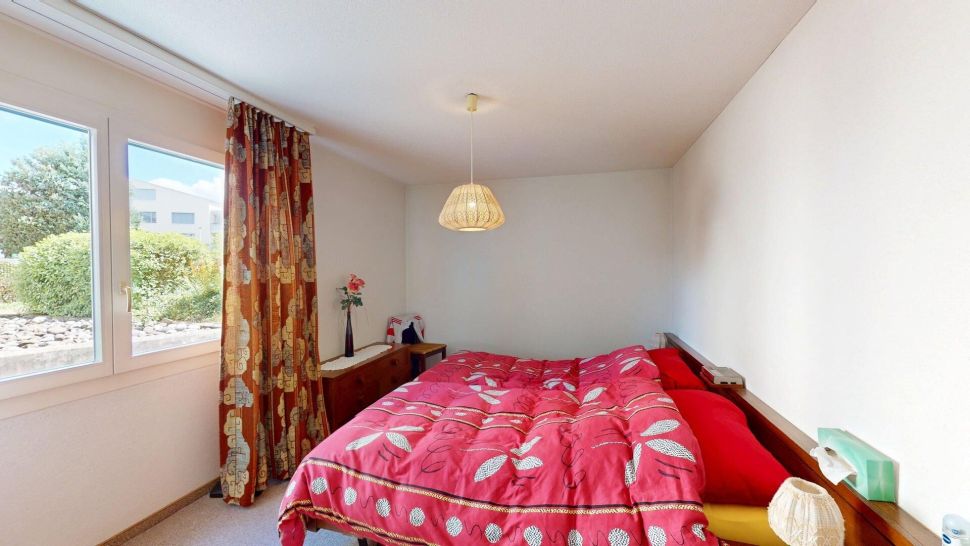 Schlafzimmer mit Tageslicht