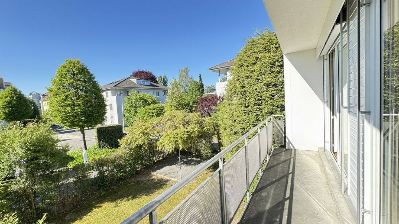 Balkon mit Blick ins Grüne