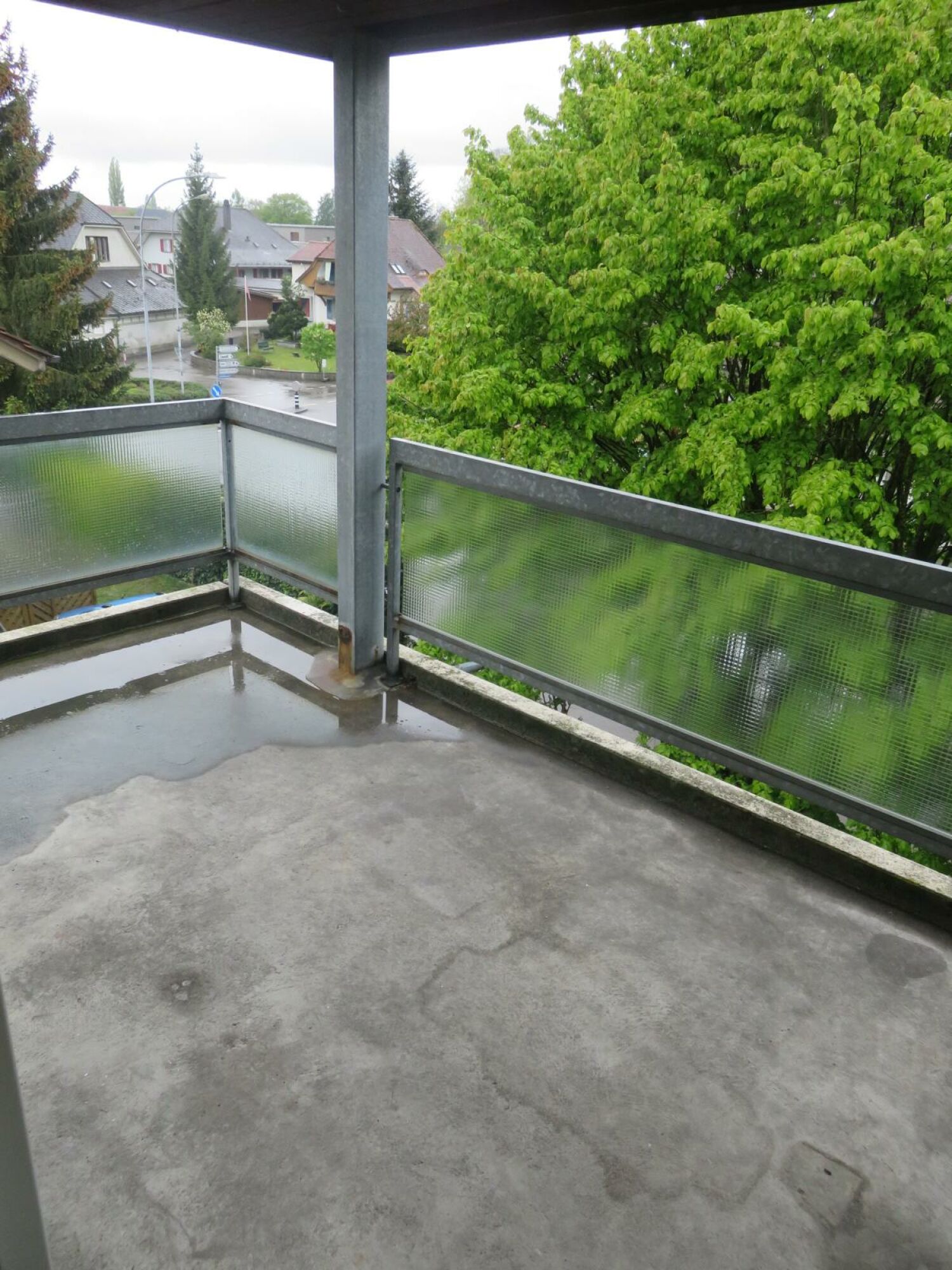 Balkon mit Blick ins Grüne