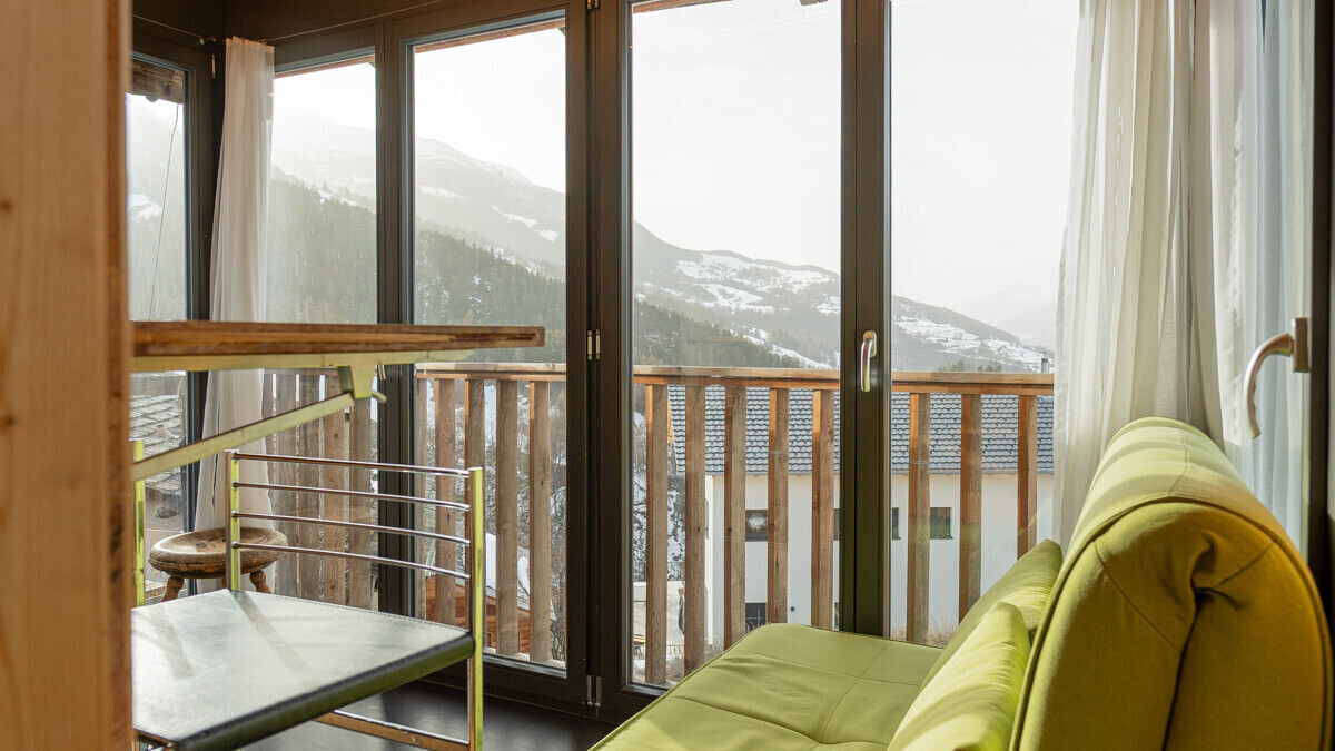 Balkon mit Bergblick