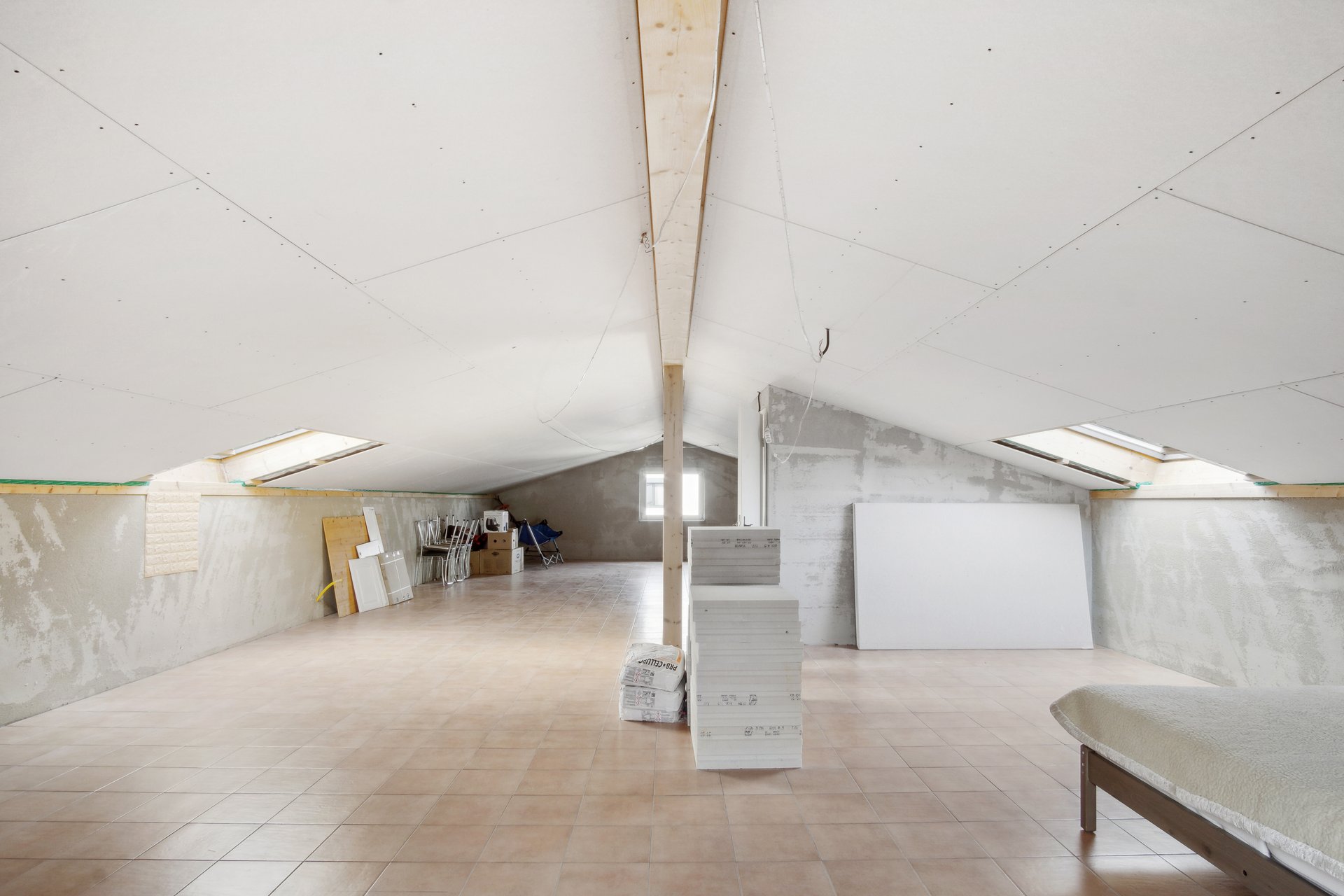 Unausgebaute Dachgeschossfläche