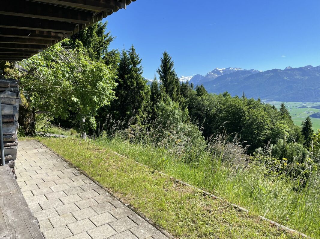 Terrasse mit Bergblick