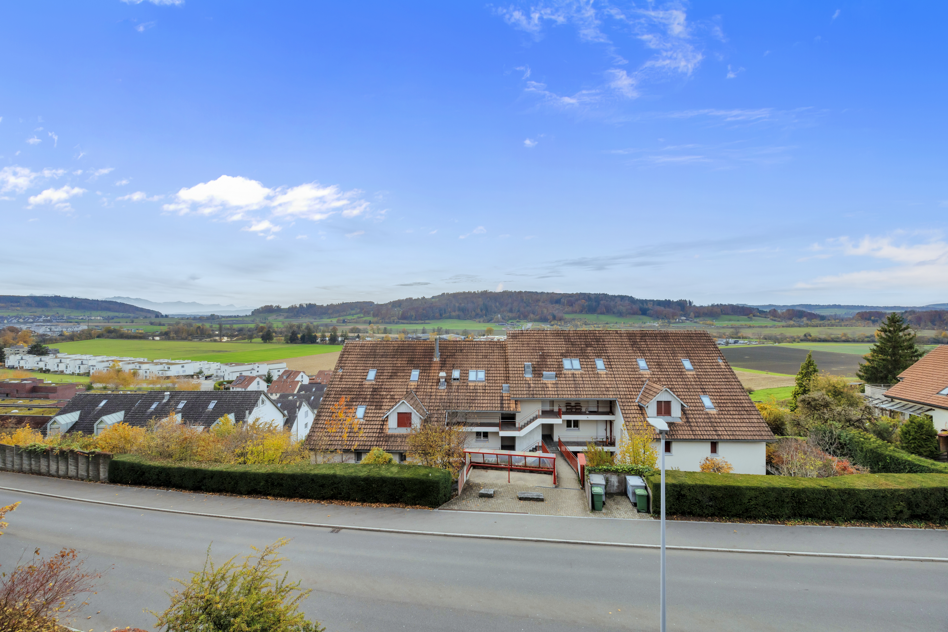 Wohnhaus mit weitem Landschaftsblick