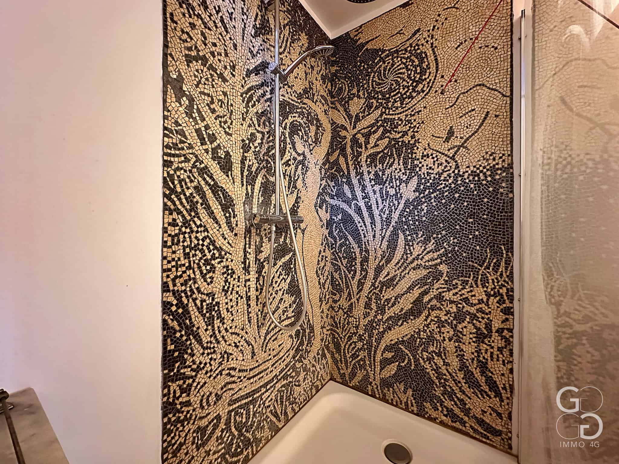 Mosaik-Dusche