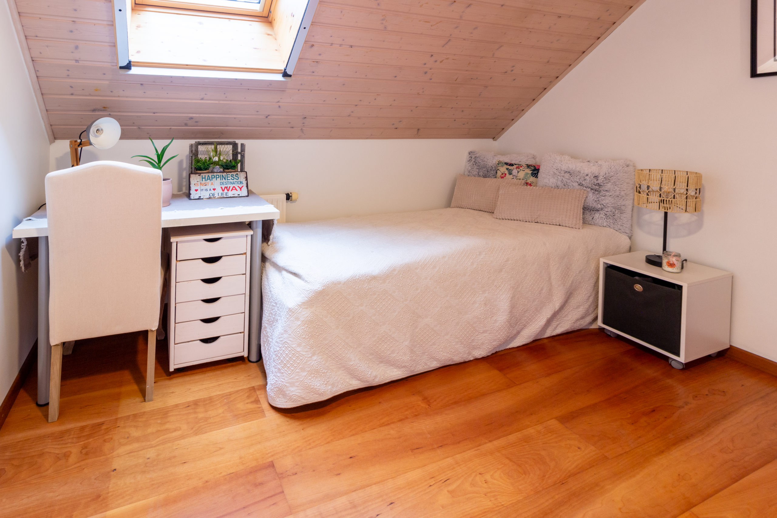 Gemütliches Dachgeschoss-Schlafzimmer