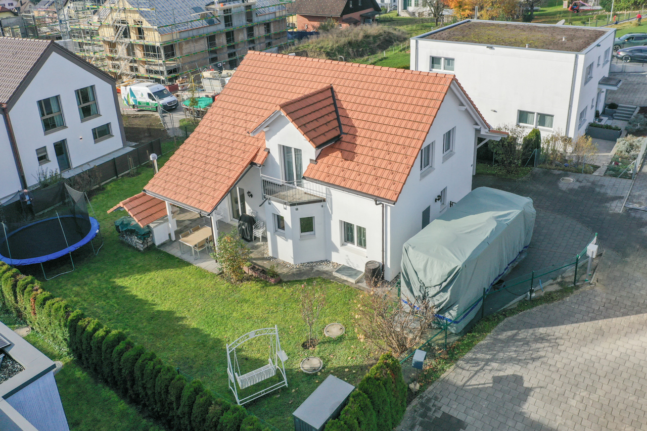 Einfamilienhaus mit Garten