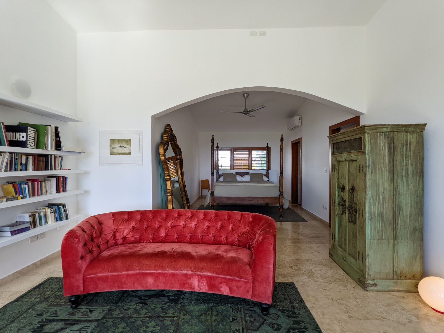 Schlafzimmer mit Wohnbereich