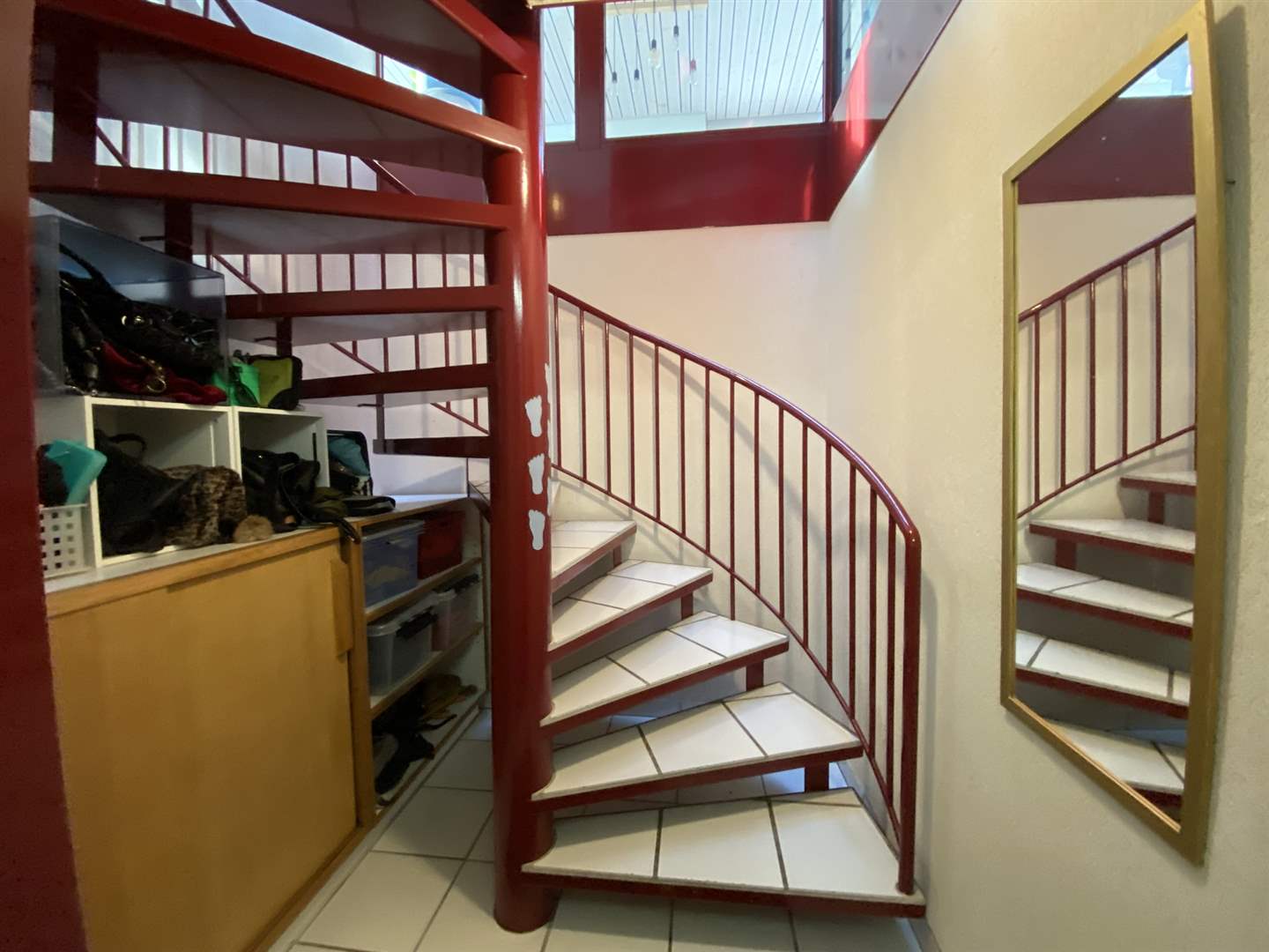 Rundtreppe im Eingangsbereich