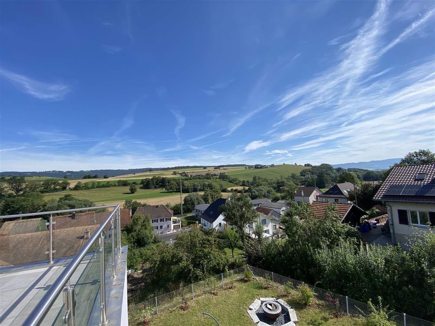 Balkonblick über Landschaft