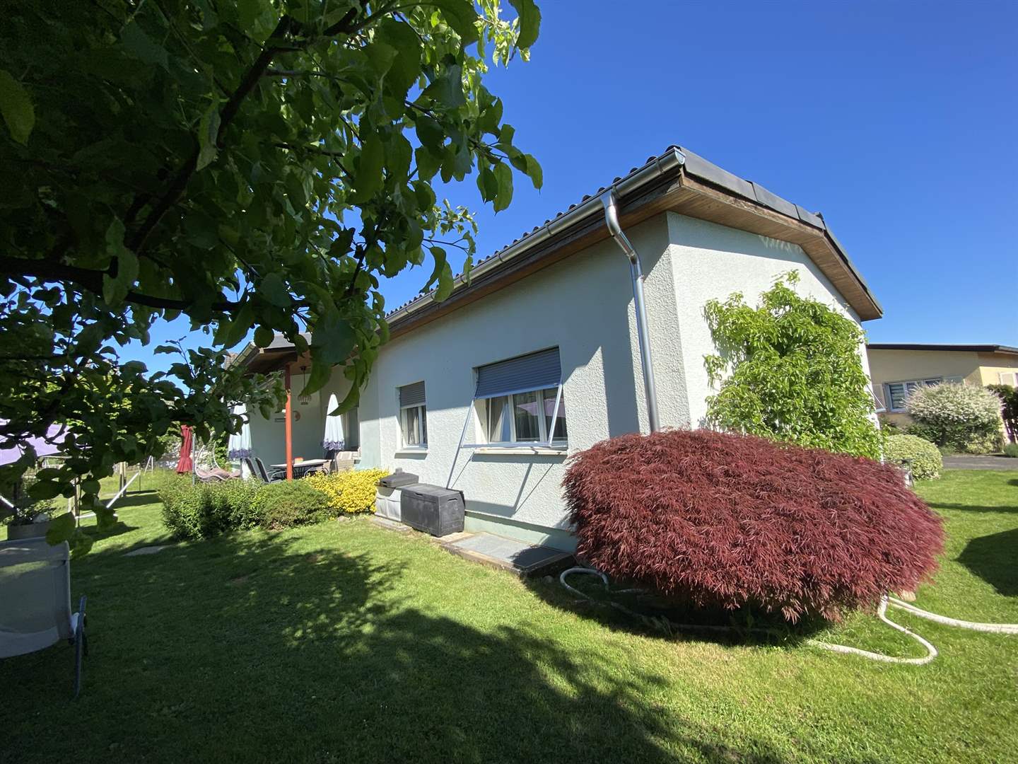 Einfamilienhaus mit Garten